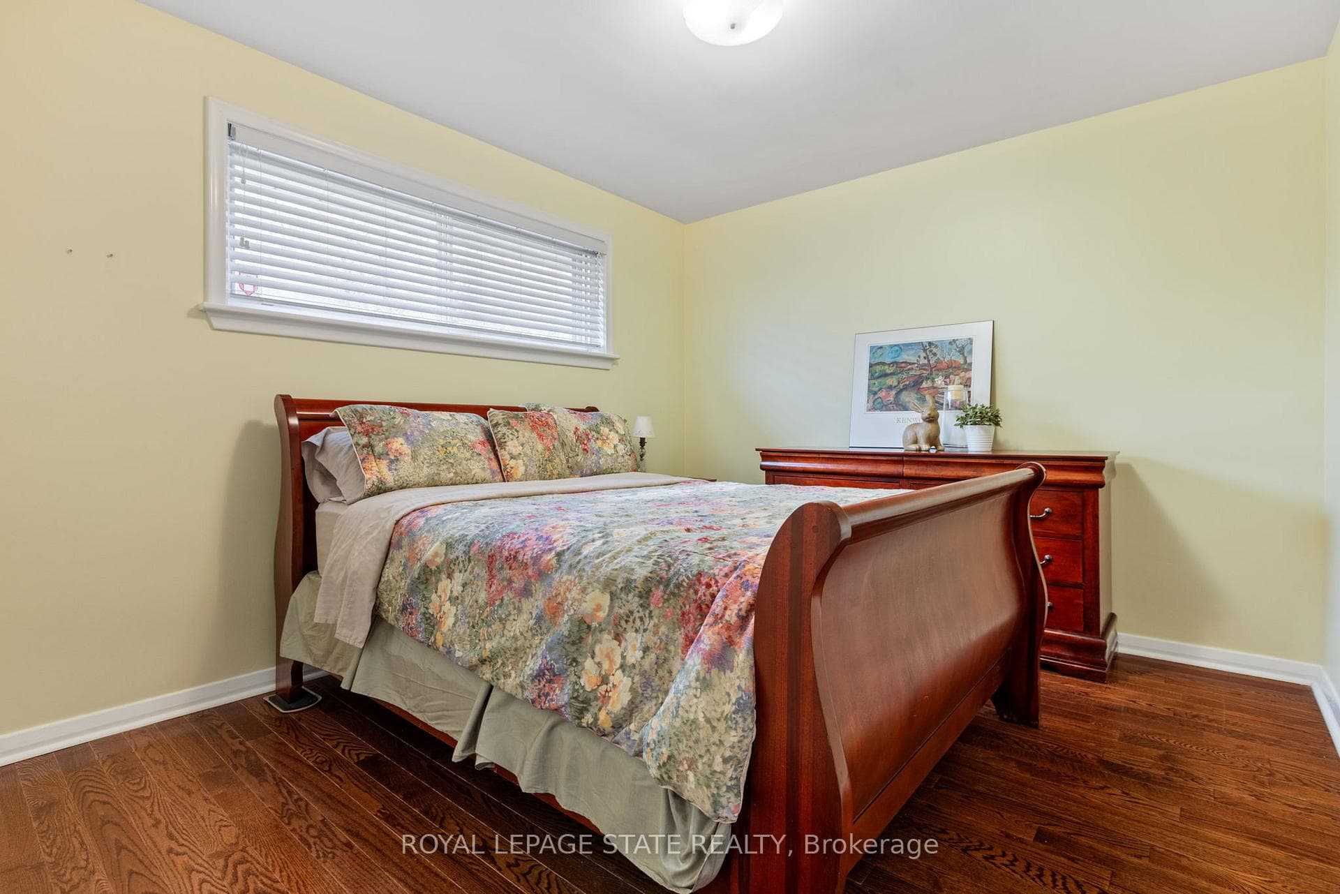 814 Tenth Avenue photo 12