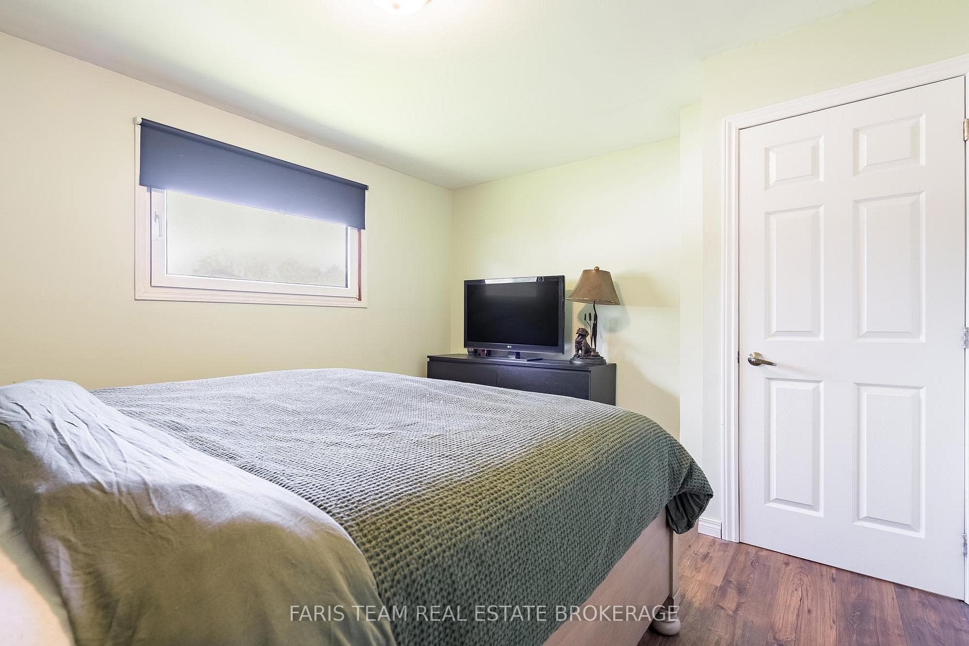 201 Parkside Crescent photo 14
