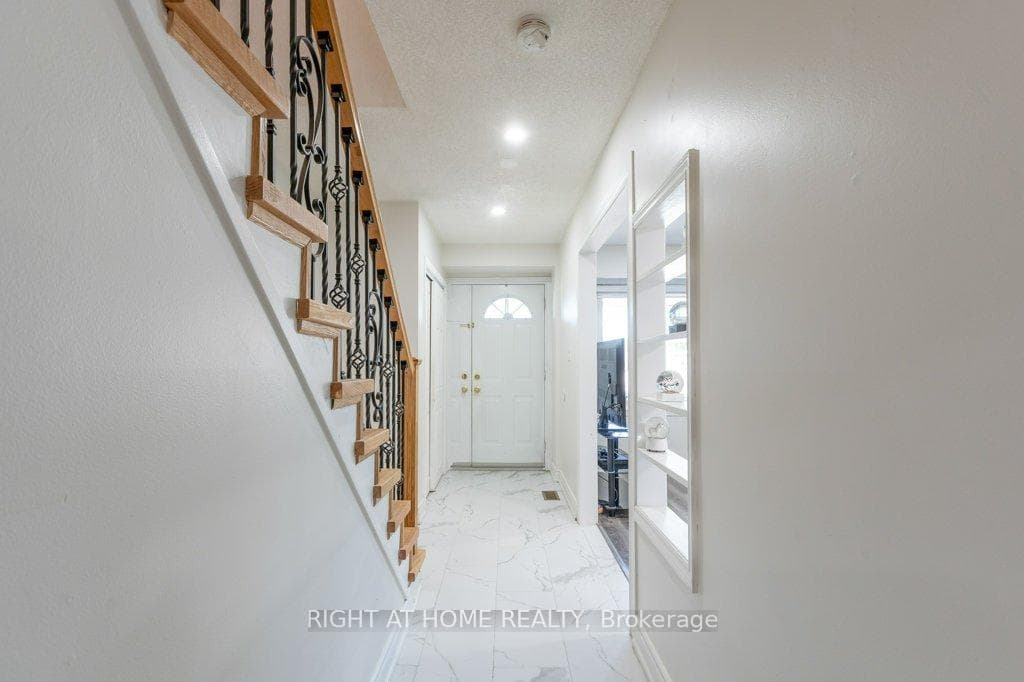 4 Fennimore Crescent photo 15