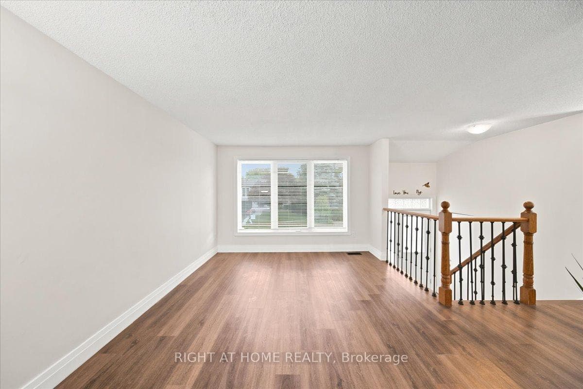 554 Halberstadt Circle photo 9