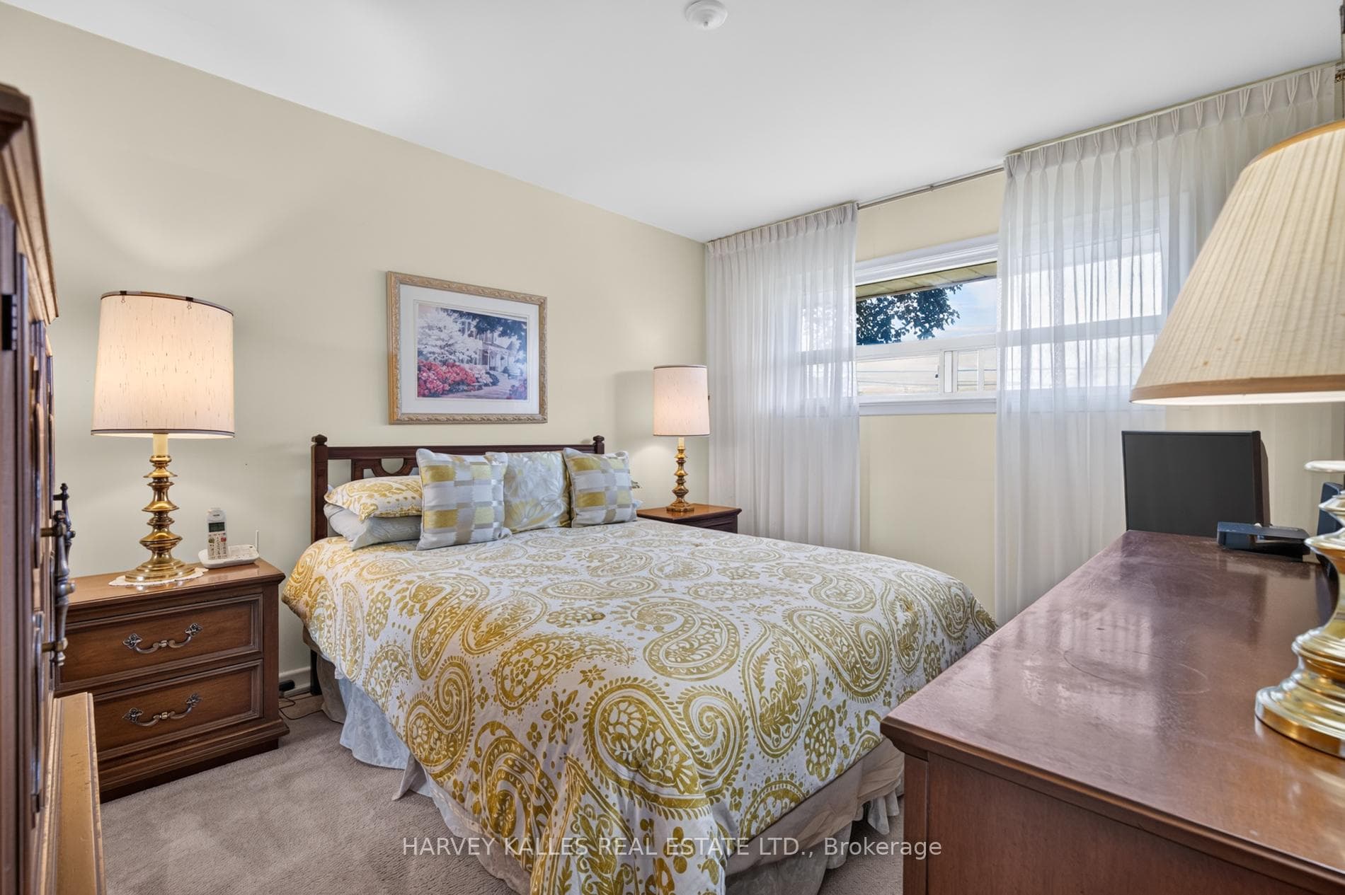 69 Poynter Drive photo 12