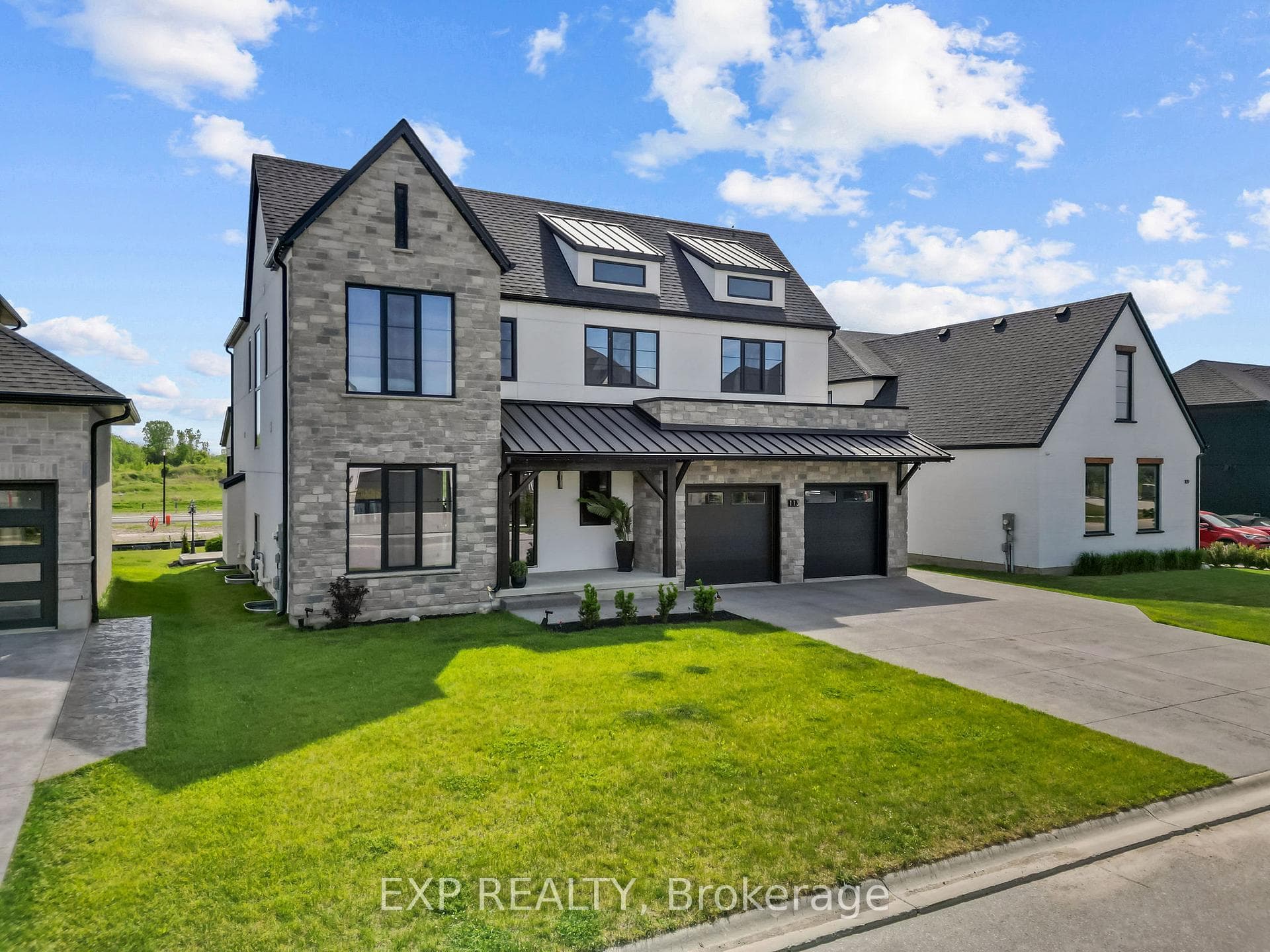 113 Edgewater Boulevard photo 2