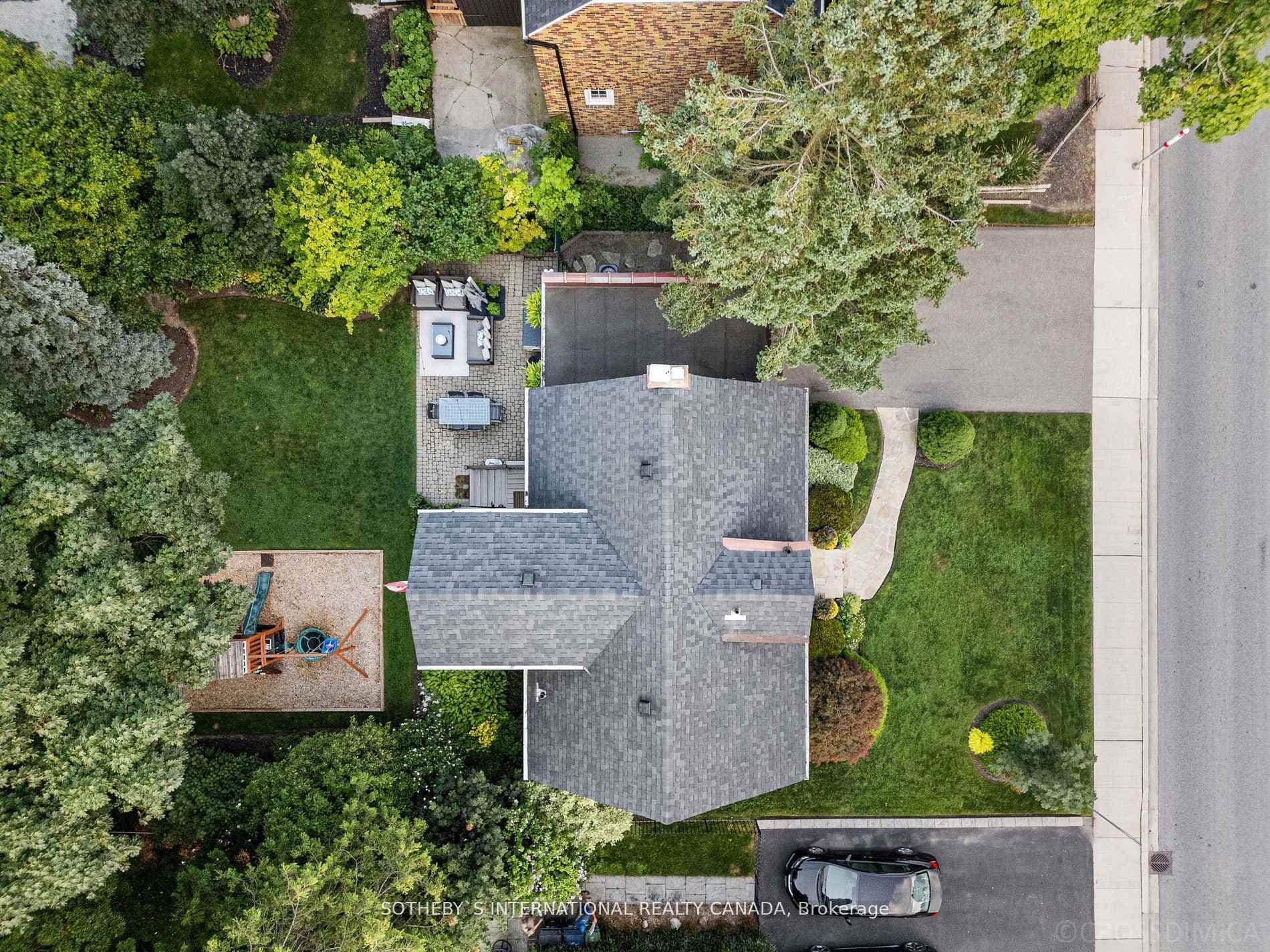 149 Burnhamthorpe Road photo 31