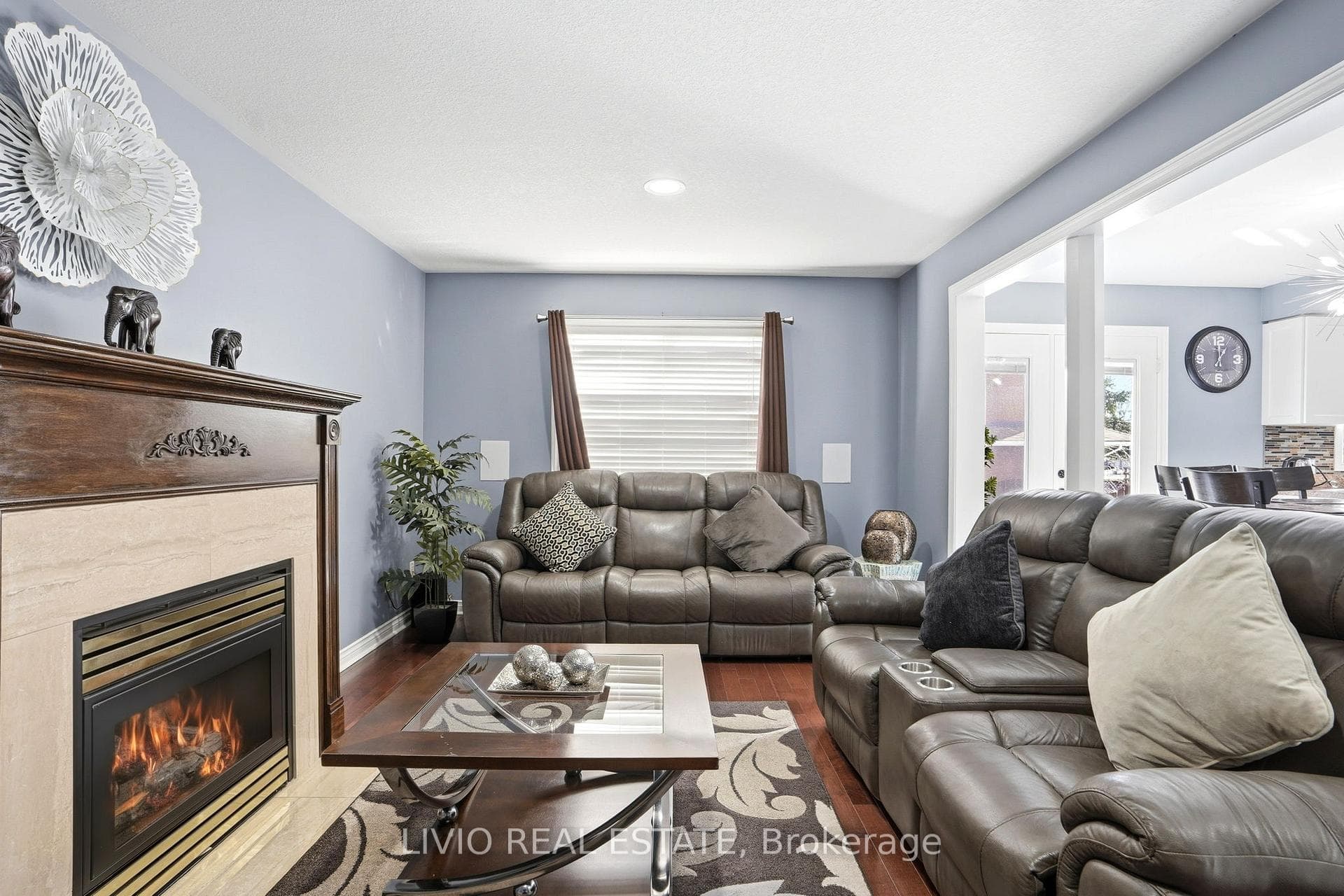 19 KONSTANTINE Court photo 18