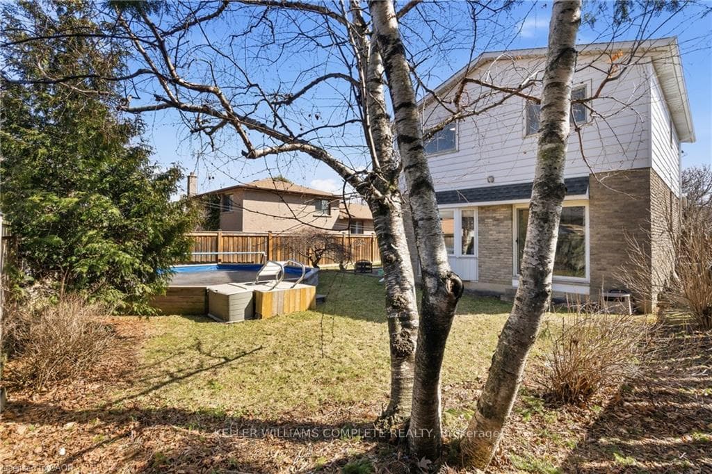 357 REXFORD Drive photo 33