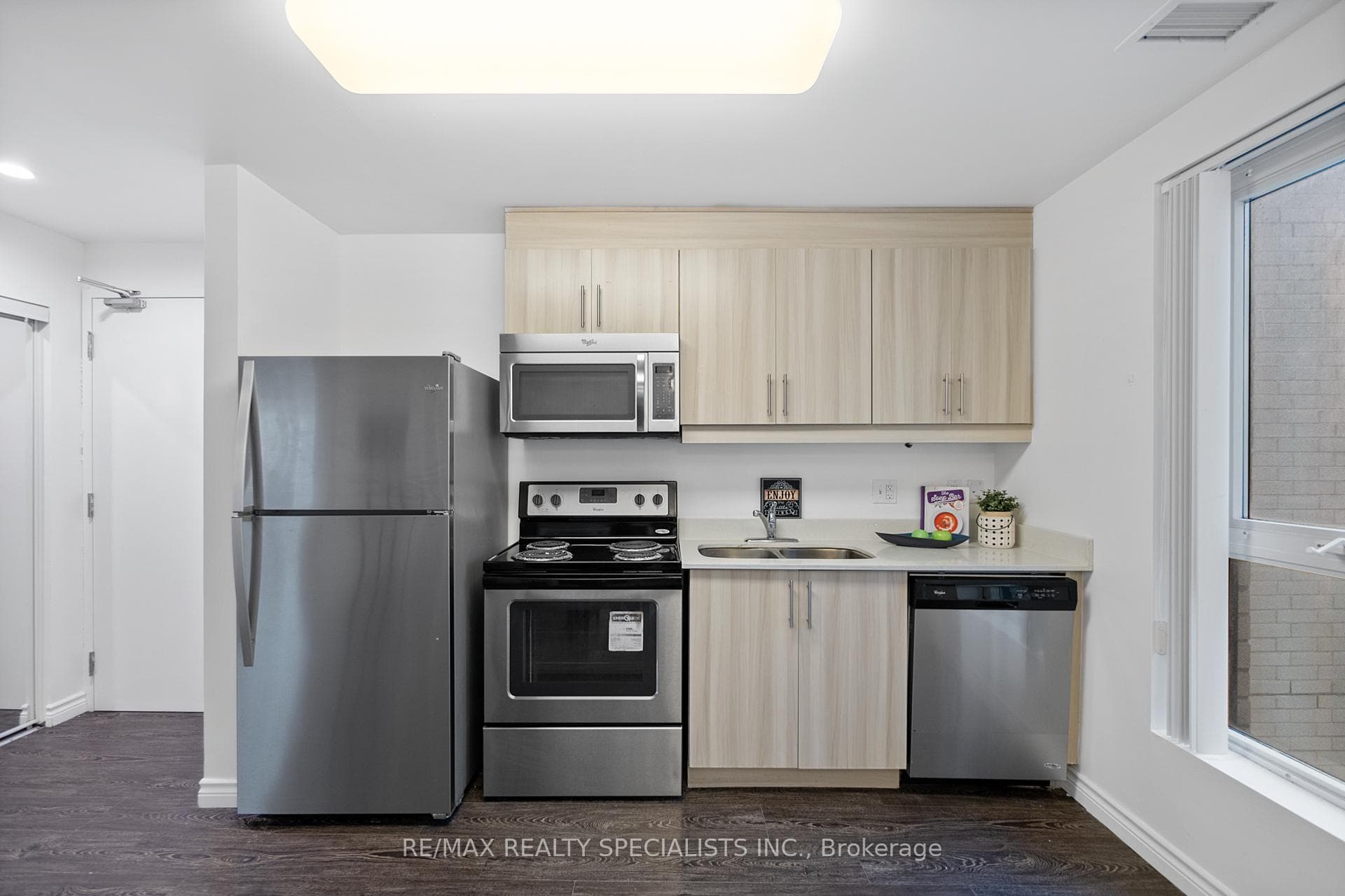 158 King Street Unit 704 photo 15