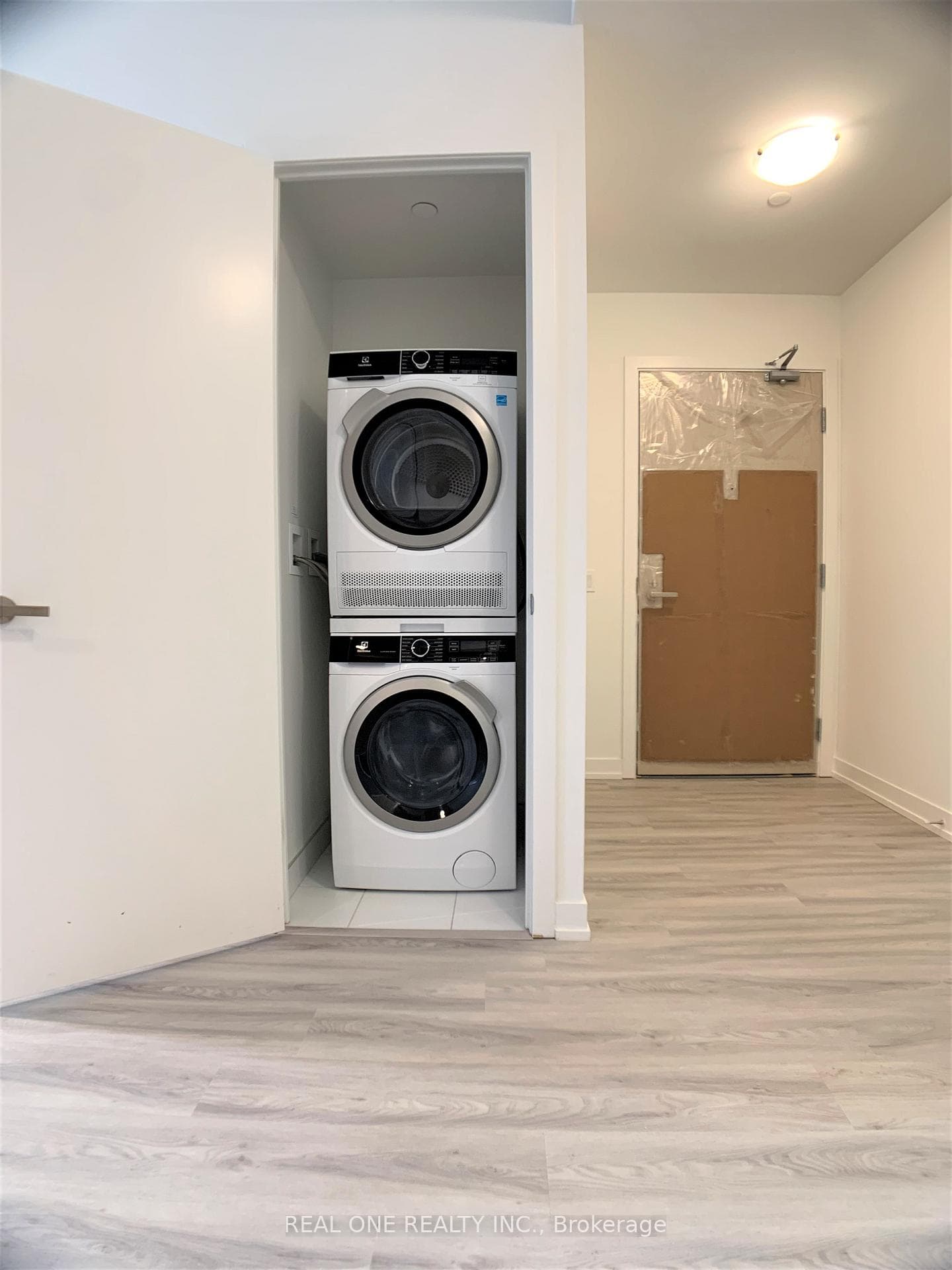 55 Cooper Street Unit 1508 photo 4