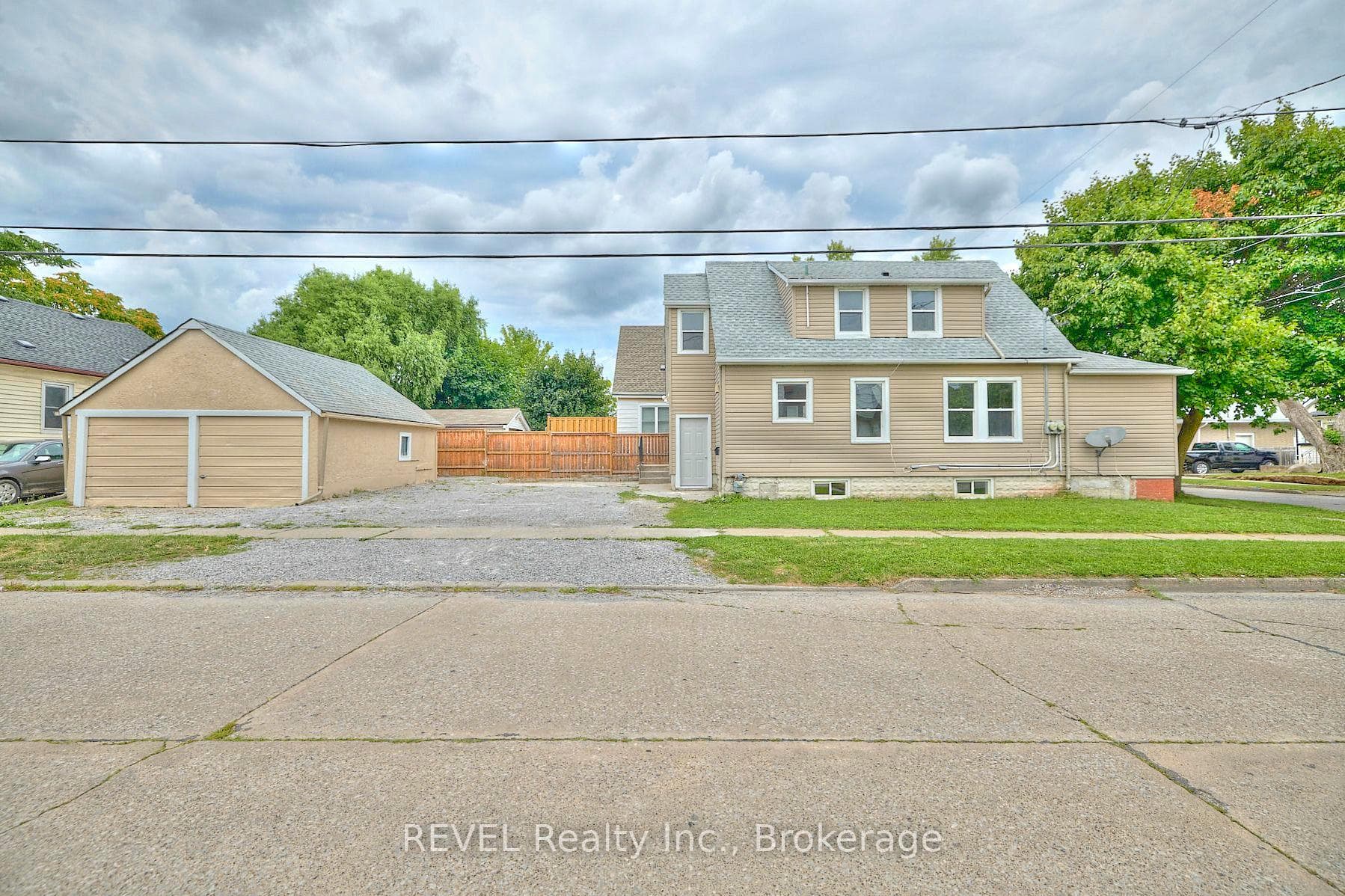 43 COSBY Avenue photo 1