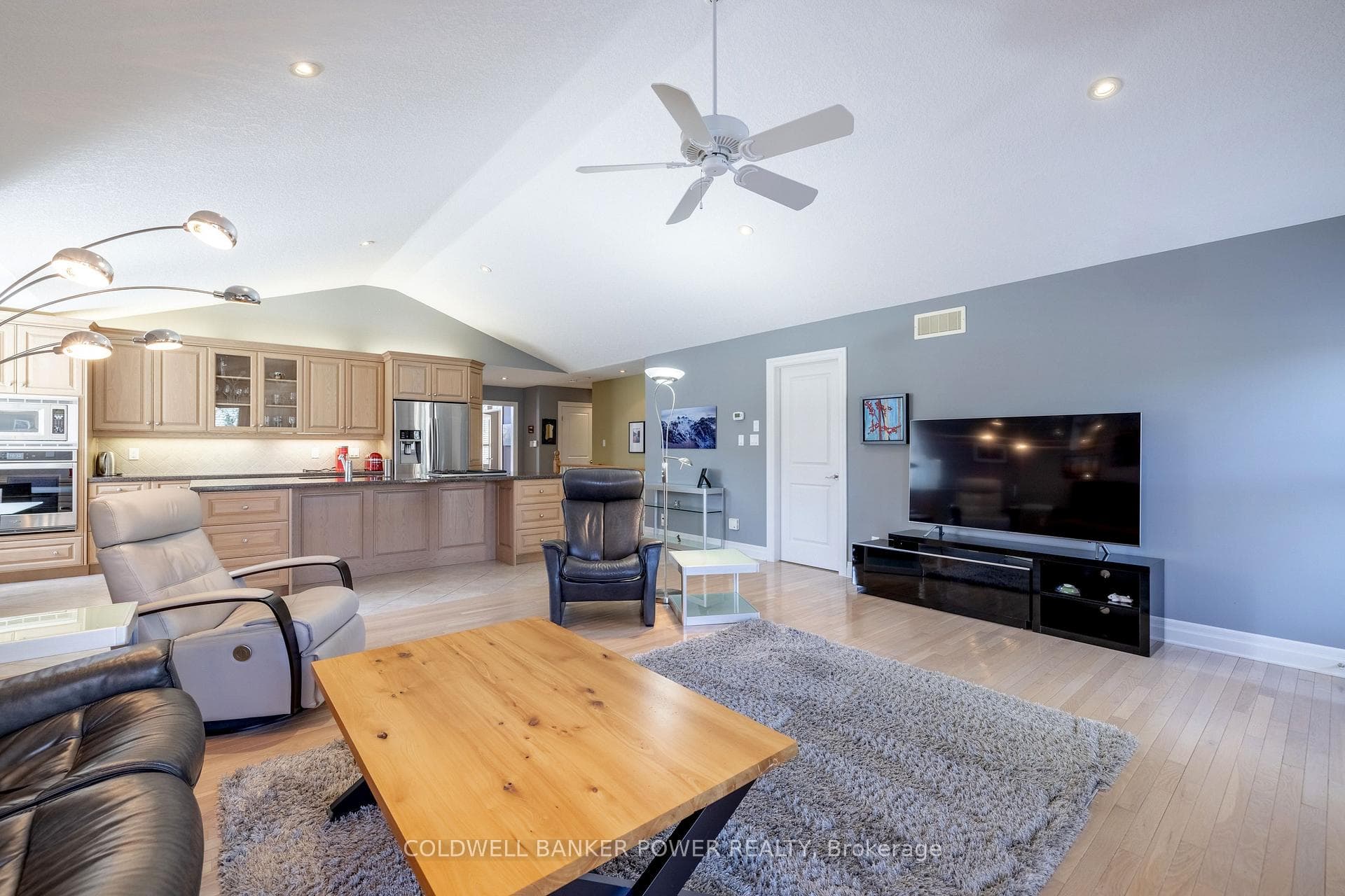 947 ADIRONDACK Road Unit 8 photo 18