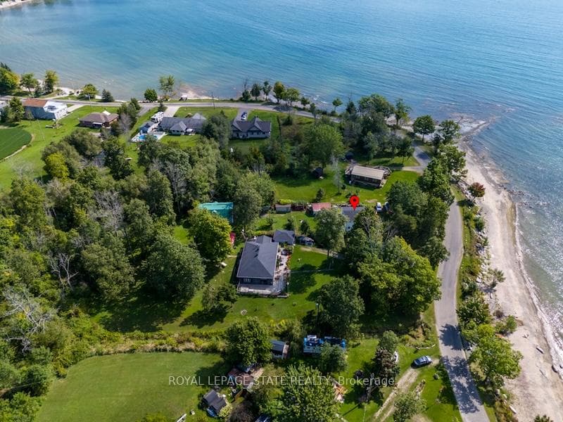 2431 Lakeshore Road photo 4