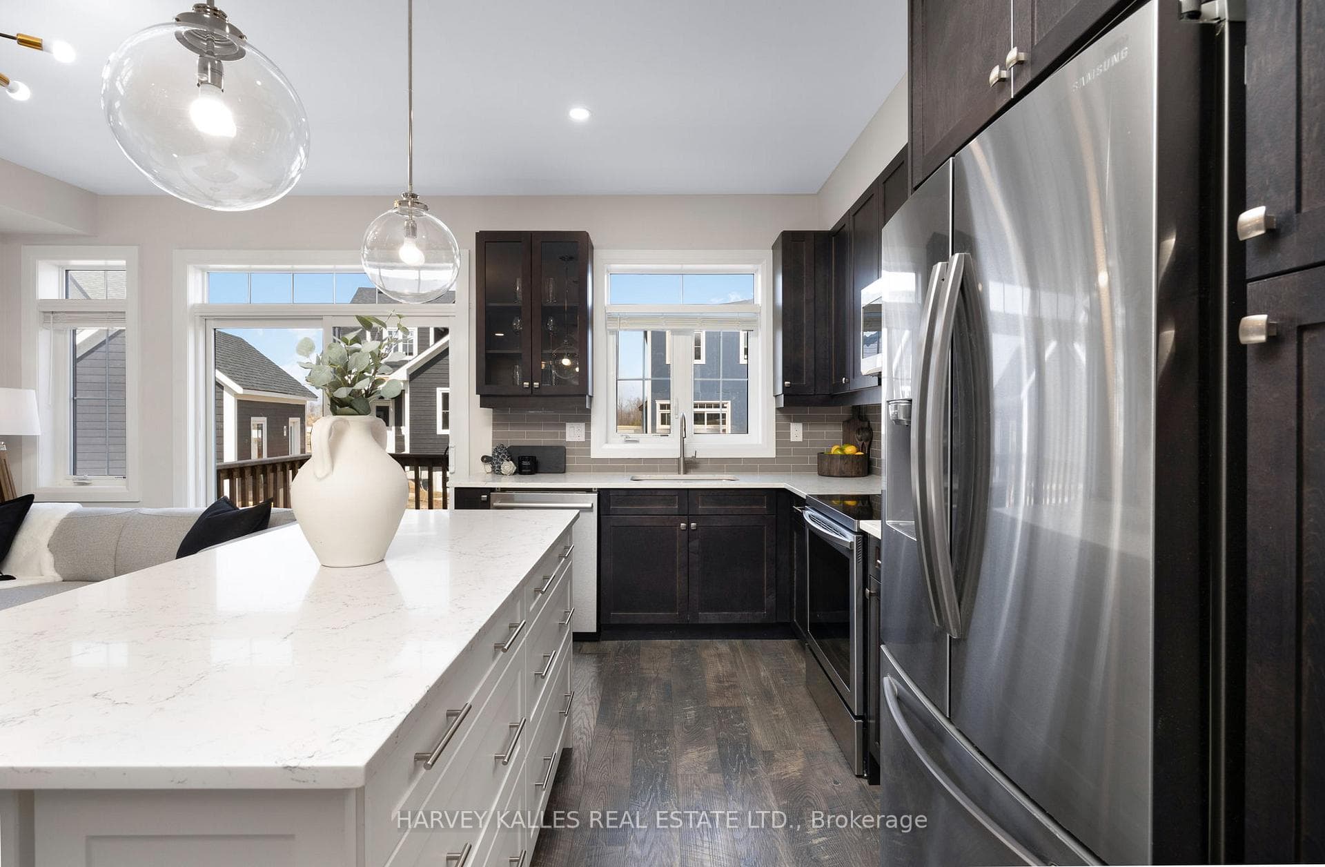 156 Red Pine Street photo 11