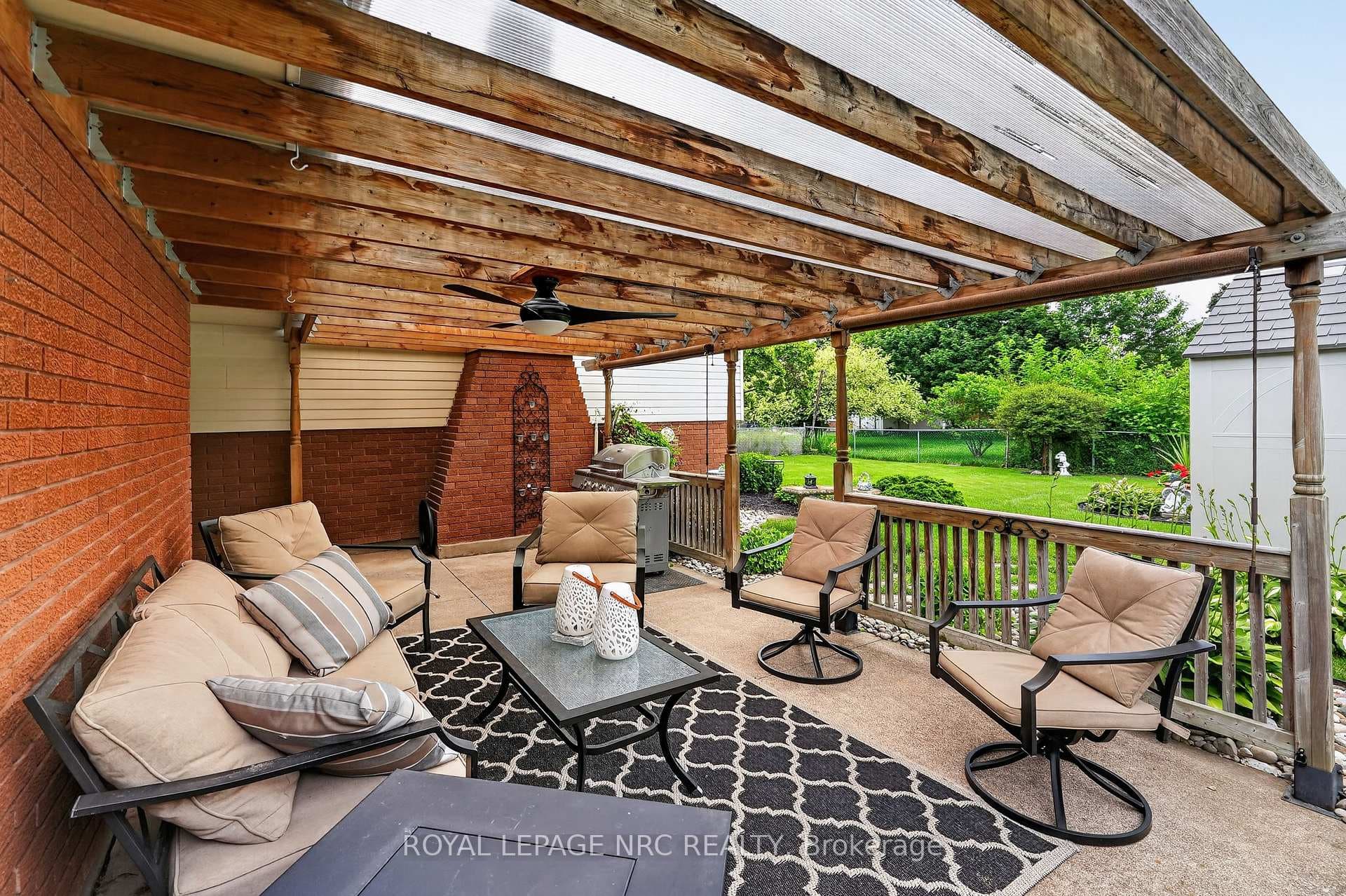 22 Jeanette Drive photo 35