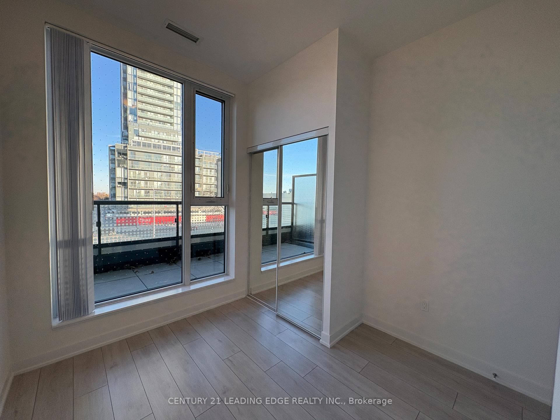 5858 Yonge Street Unit 219 photo 16