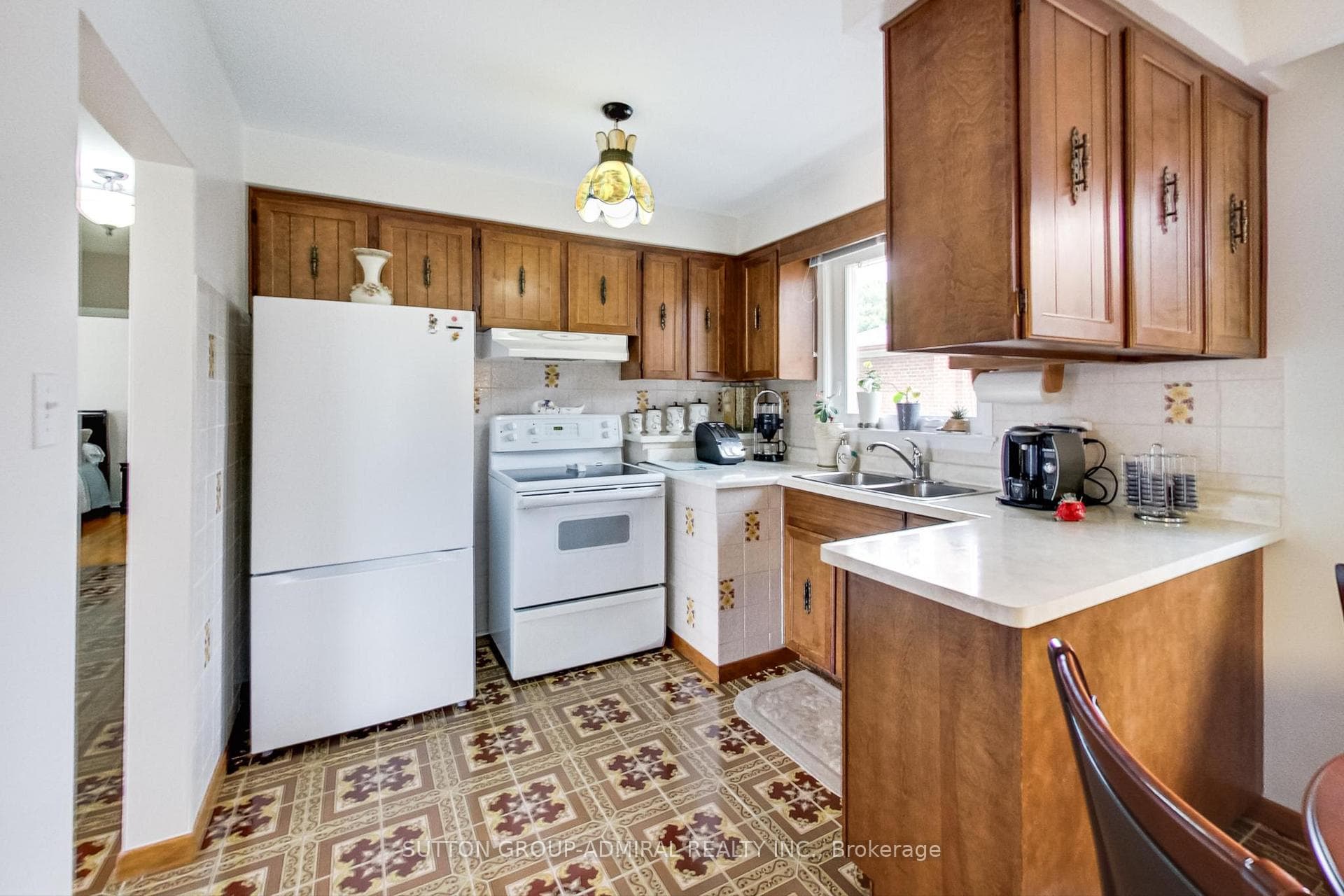 35 Stanwood Crescent photo 18