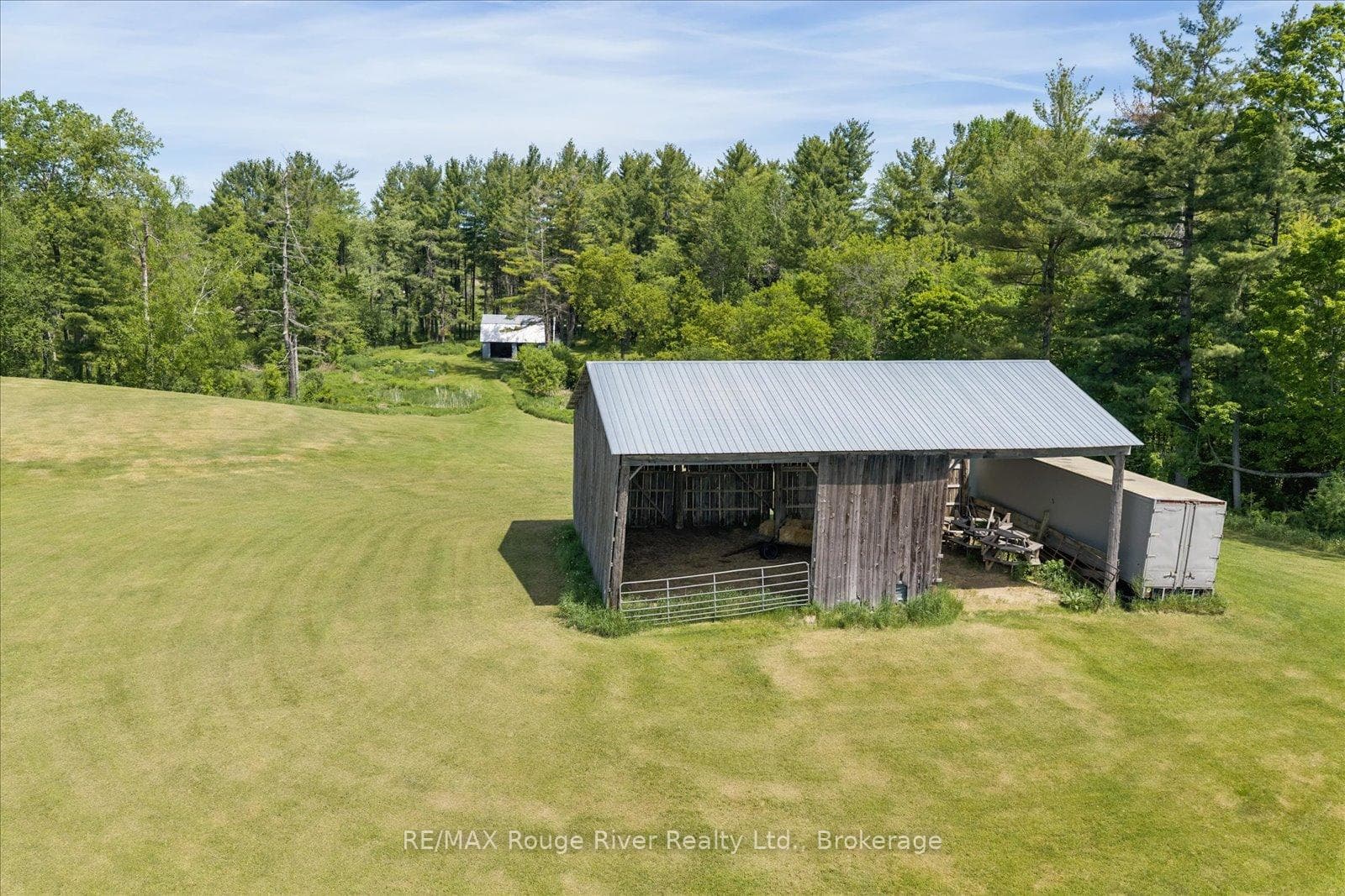 1004 Telecom Road photo 38