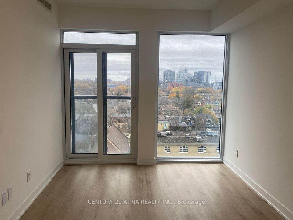 319 Jarvis Street Unit 911 photo 3