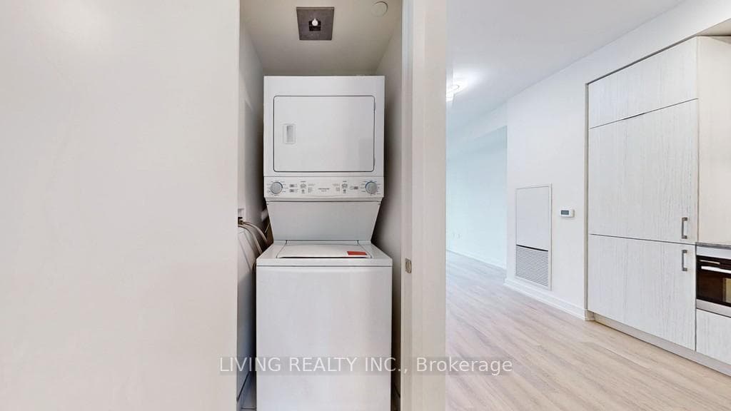 158 Front Street Unit 321 photo 18