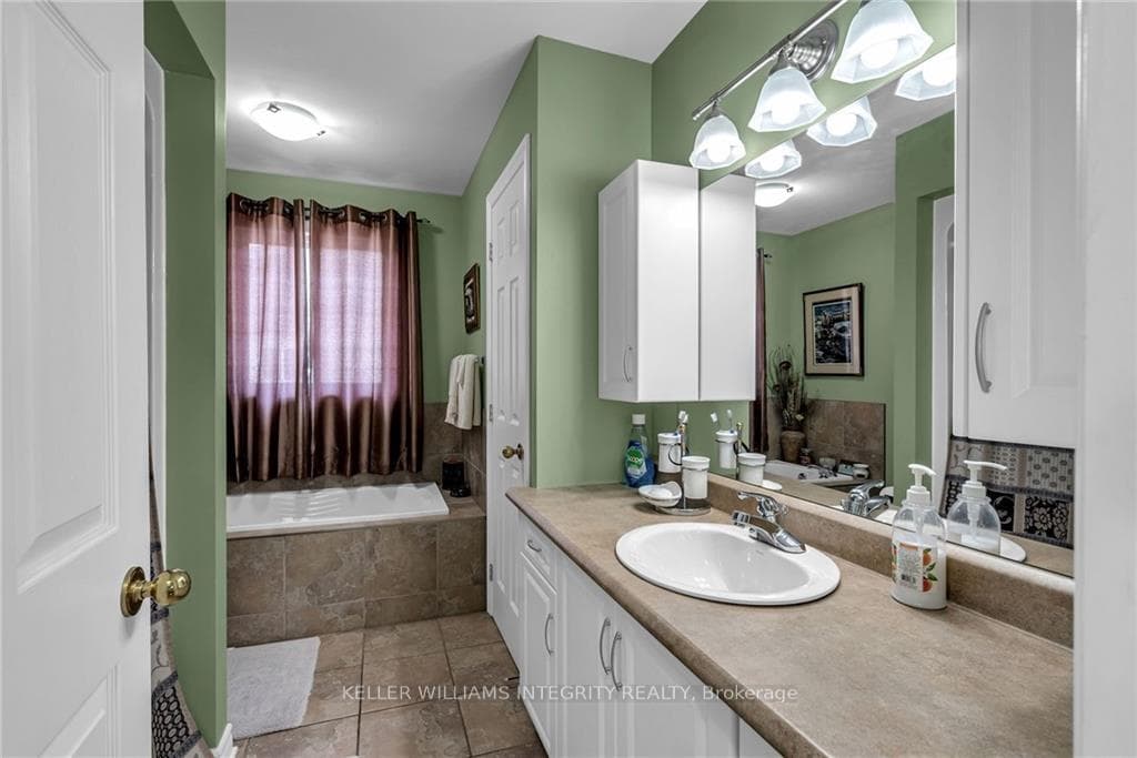 386 EMMA Avenue photo 15