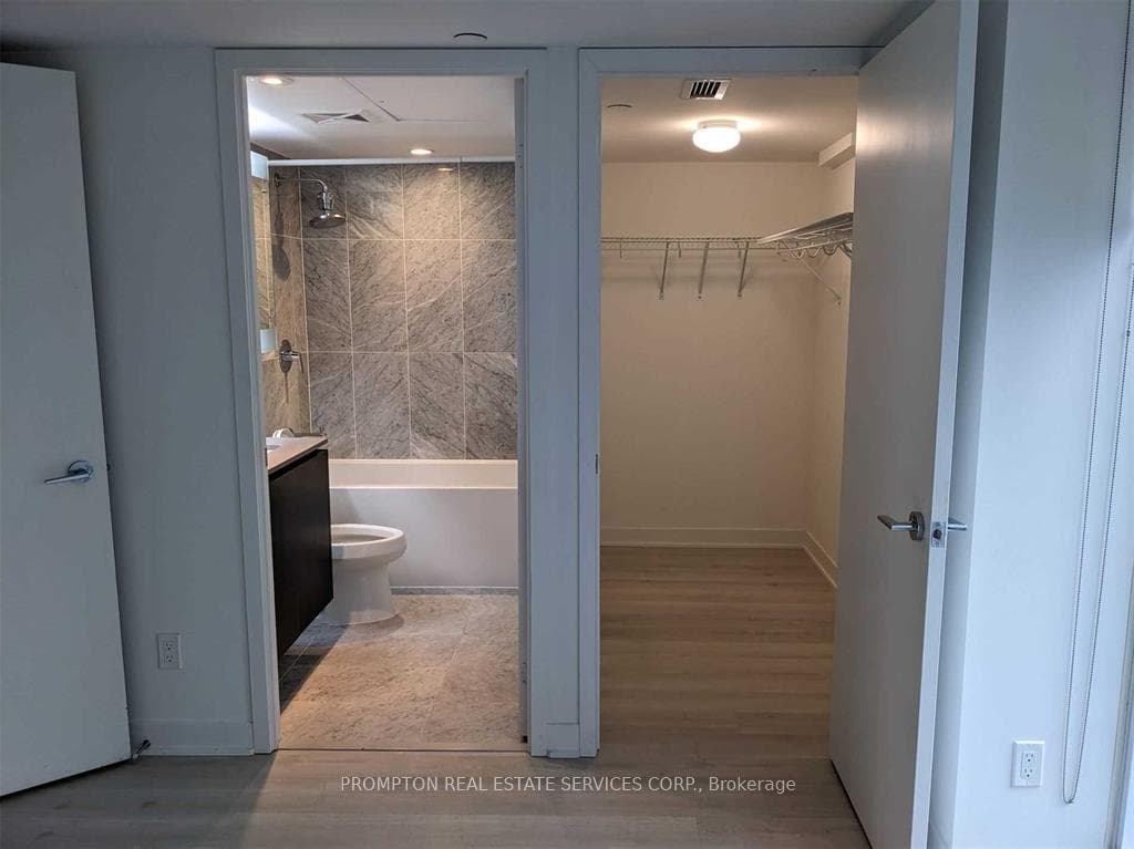 80 Queens Wharf Road Unit 711 photo 8