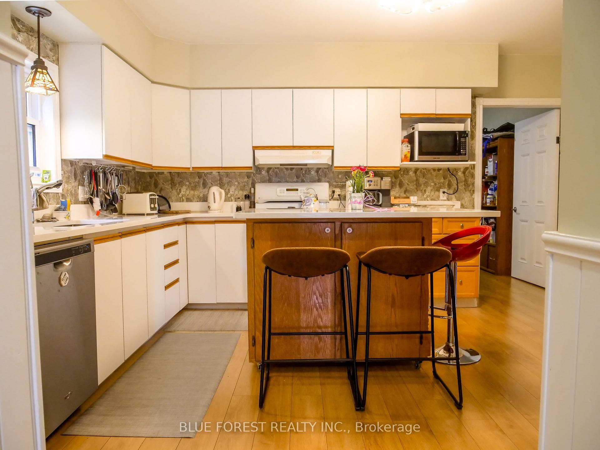 183 Nancy Street photo 12