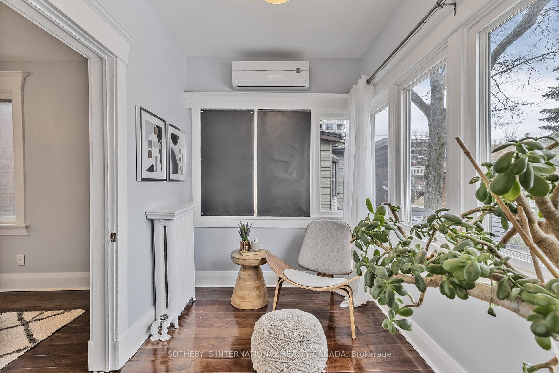 140 Quebec Avenue photo 19