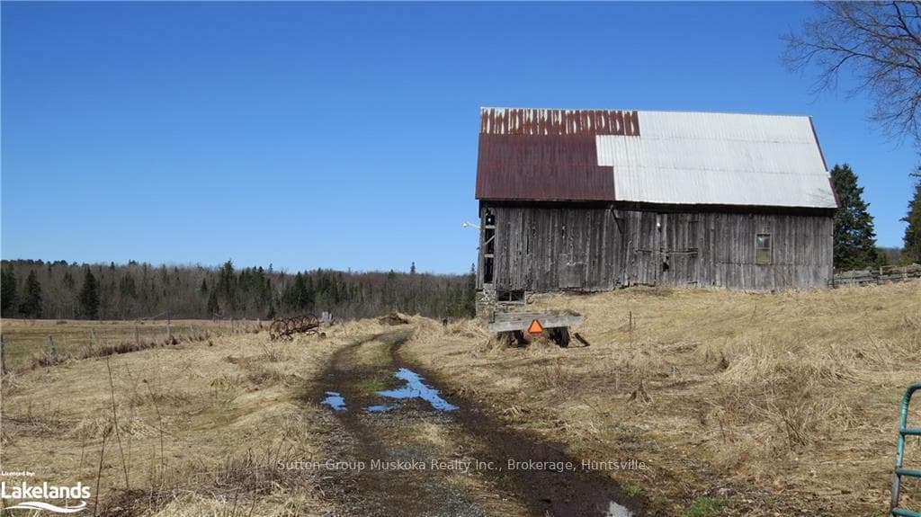 Picturesque barn
