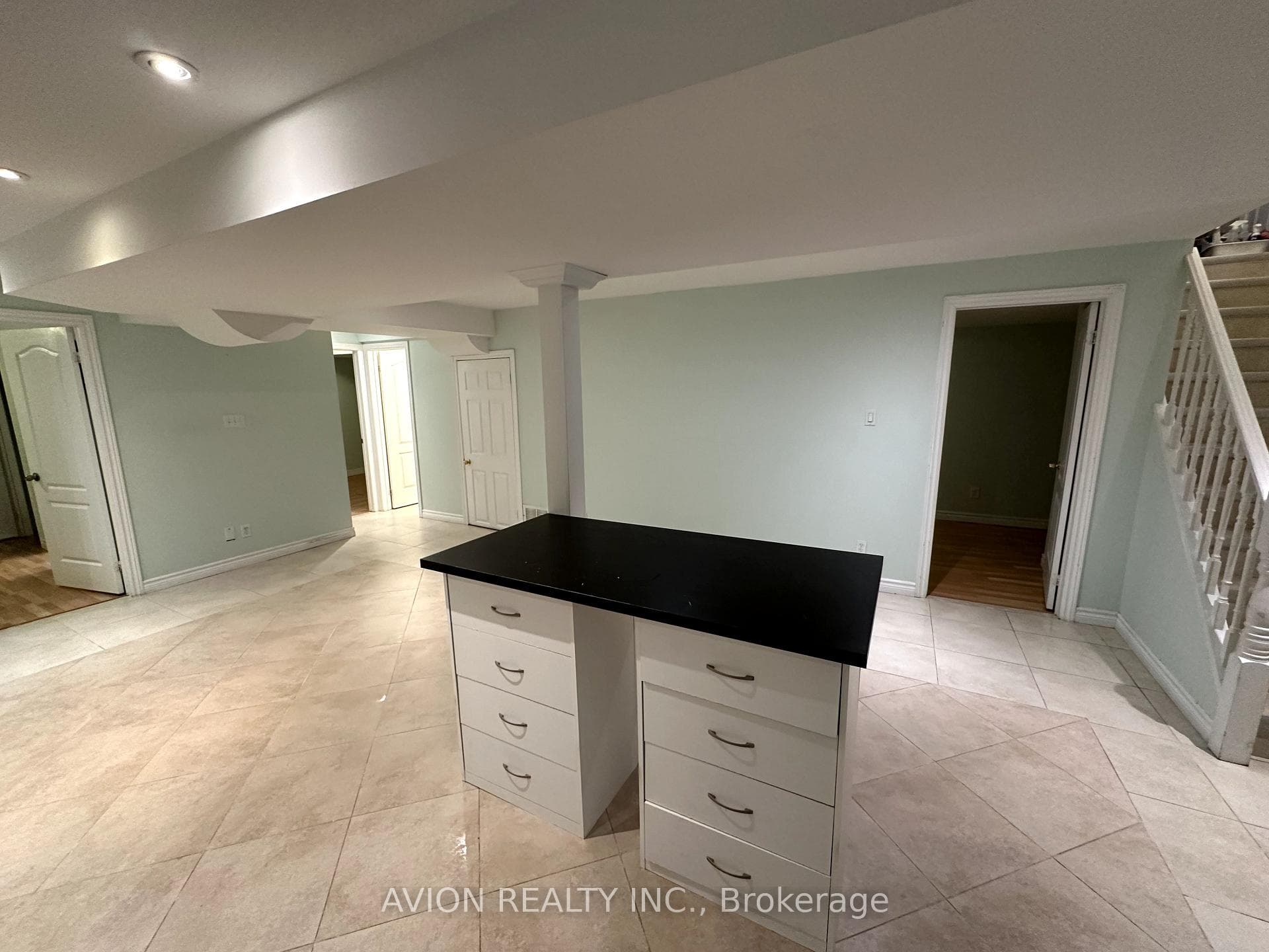 10 Clifton Court Unit BSMT photo 3