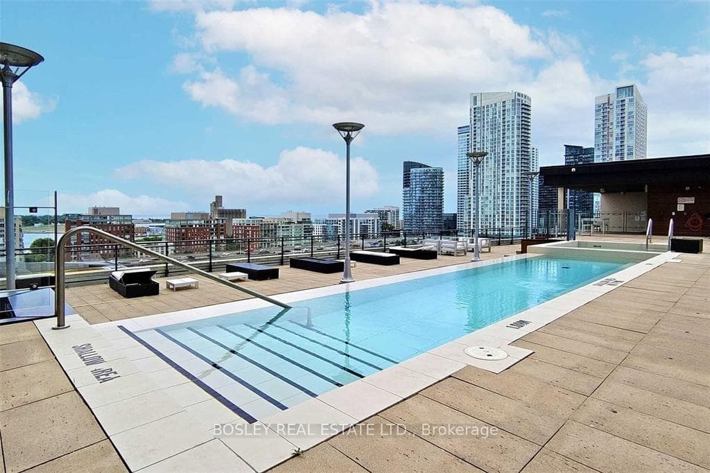 8 Telegram Mews Unit 208 photo 20