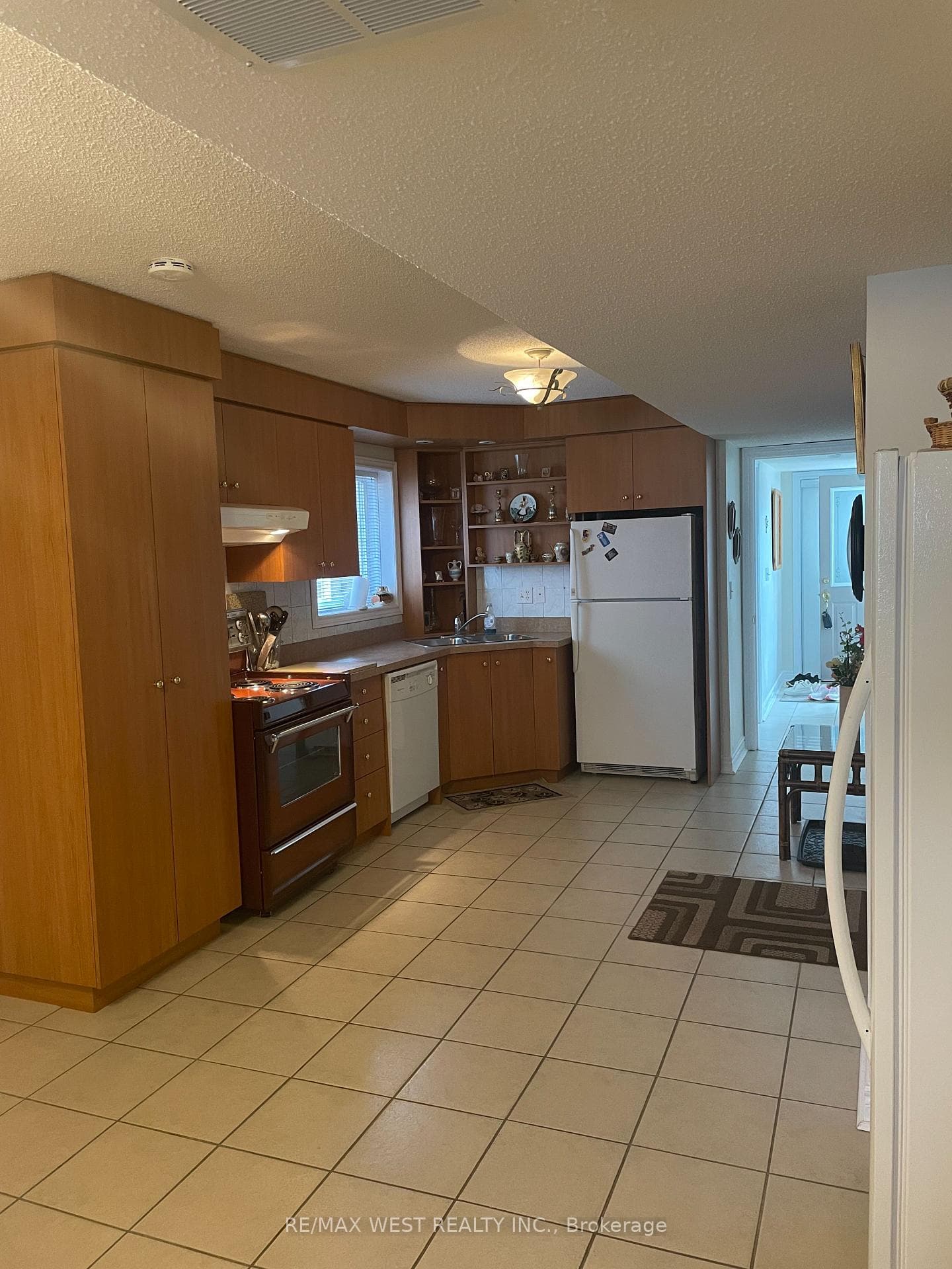 362 Avro Road Unit Bsmt photo 3