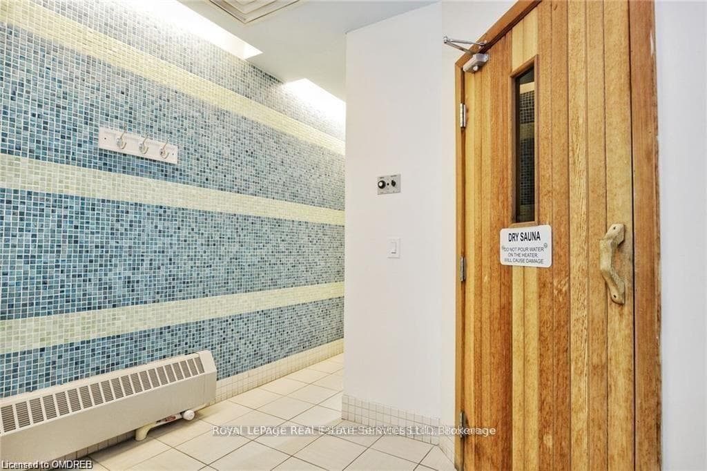 97 Georgian Drive Unit 27 photo 23