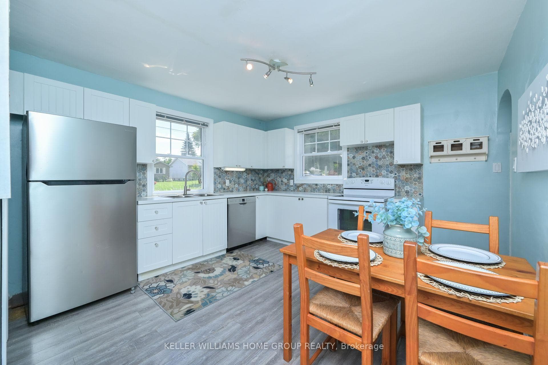 118 Third Avenue photo 8