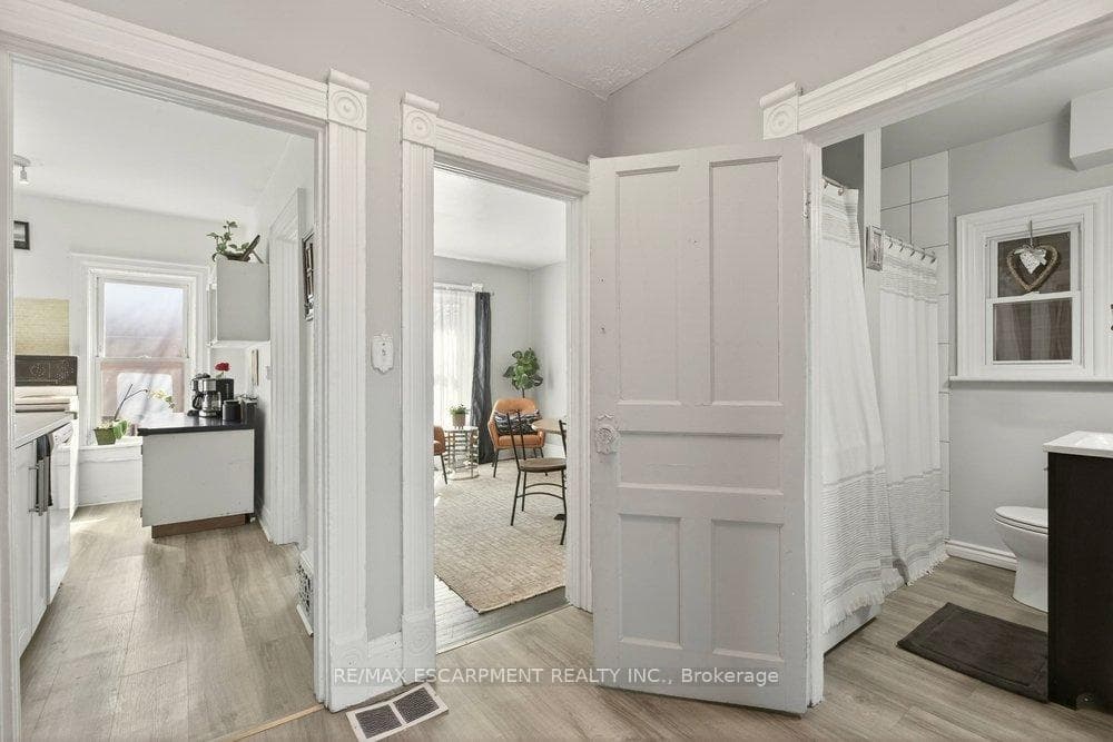 49 Cheever Street photo 17