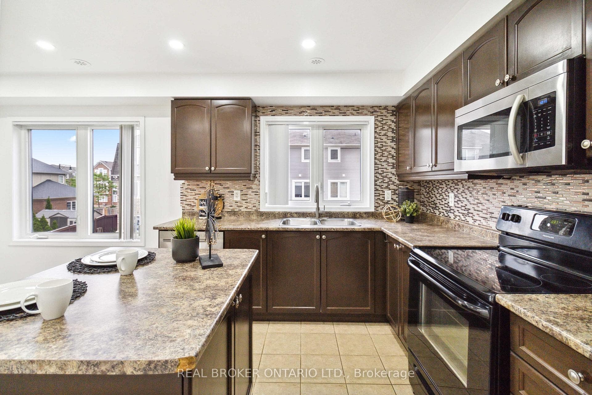 27 Sidford Road photo 31