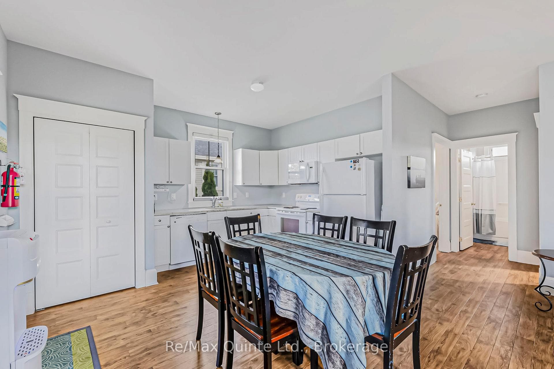 16 Butternut Lane photo 8