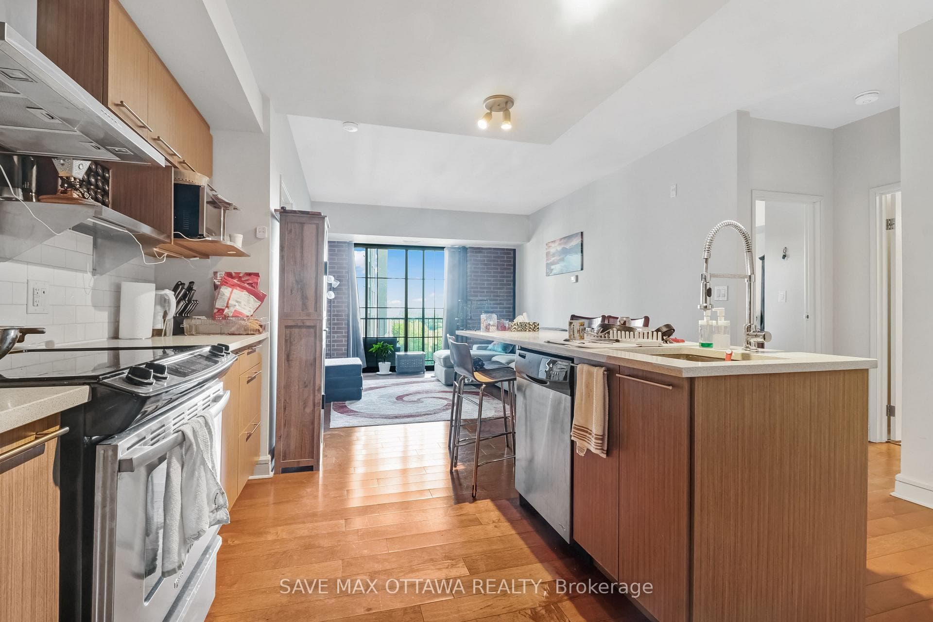 555 Anand Private Unit 801 photo 17