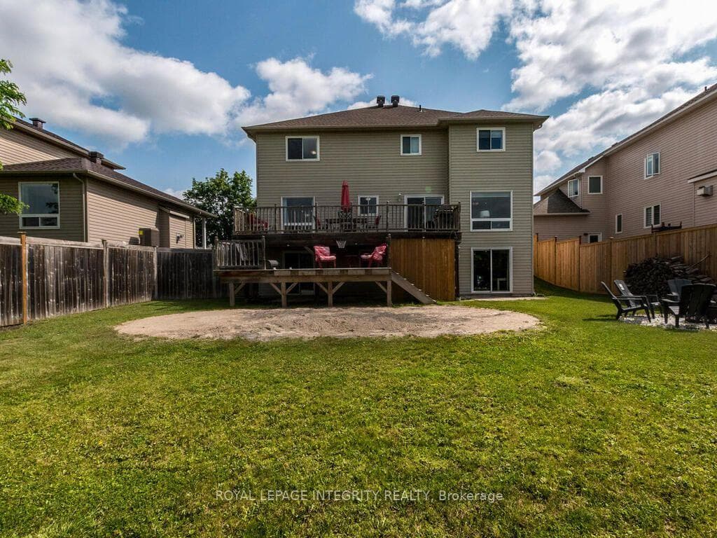 111 Comba Drive photo 34