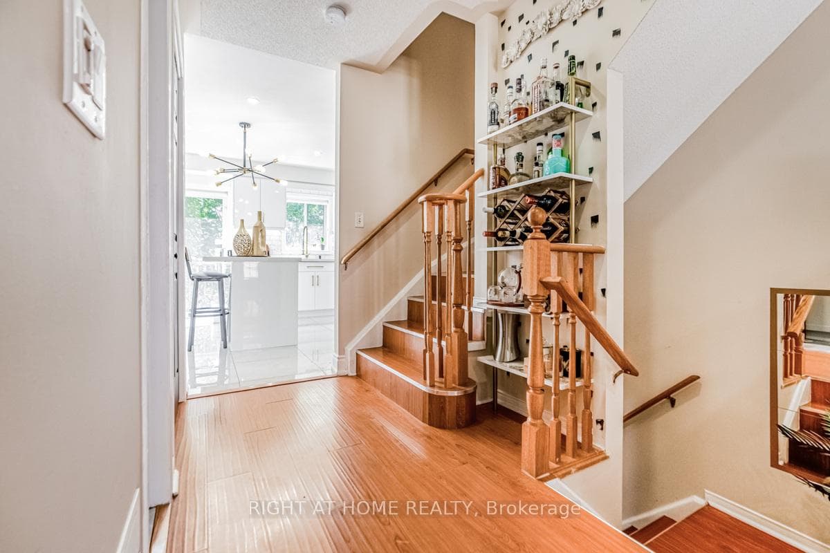50 Strathaven Drive Unit 102 photo 20