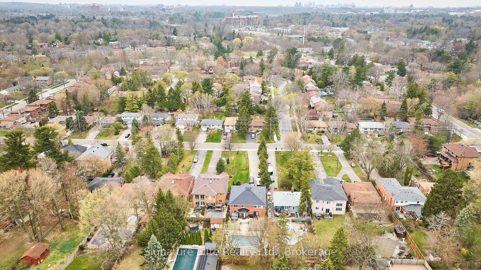 159 Meadowvale Road photo 38