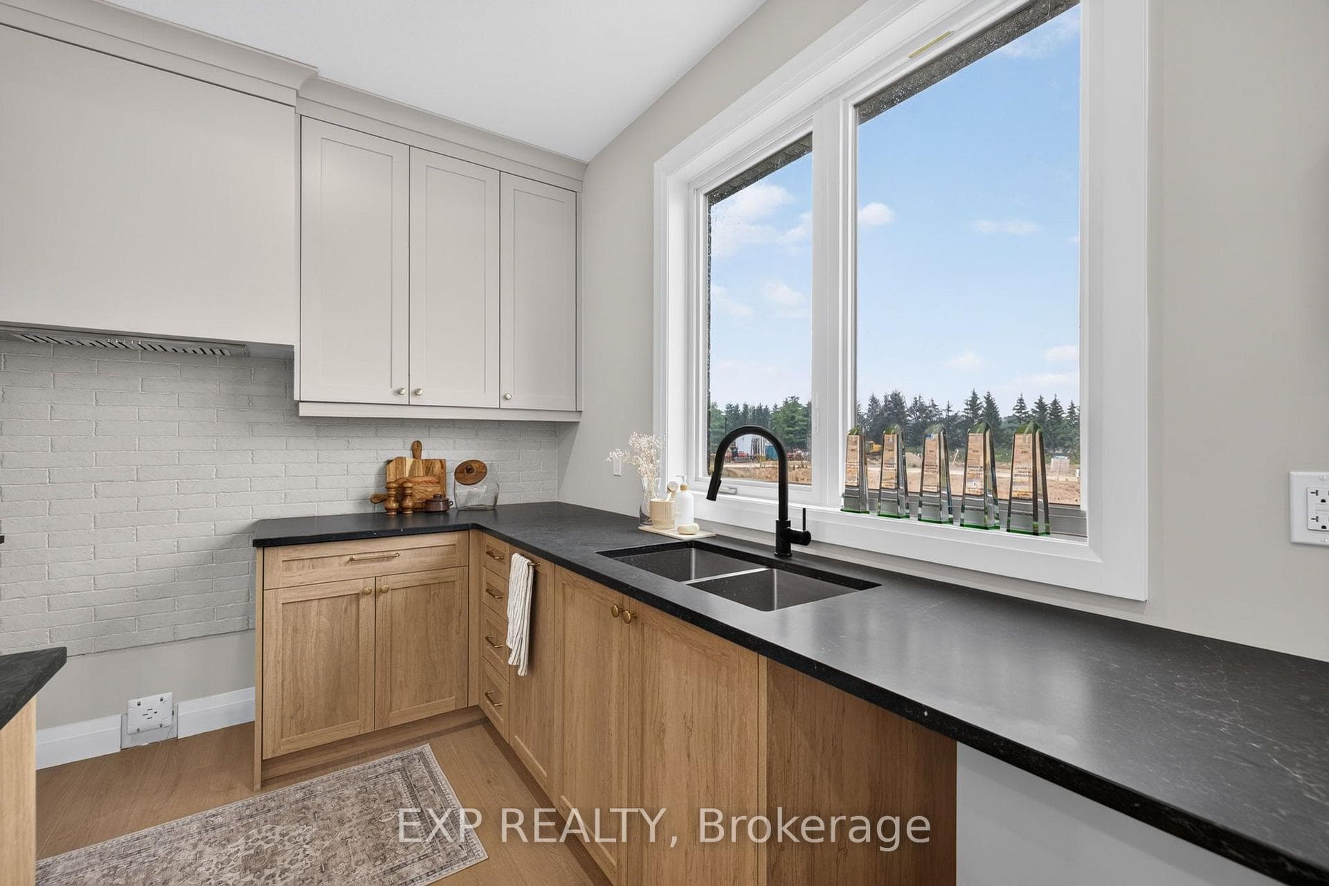 6 Sullivan Street photo 19