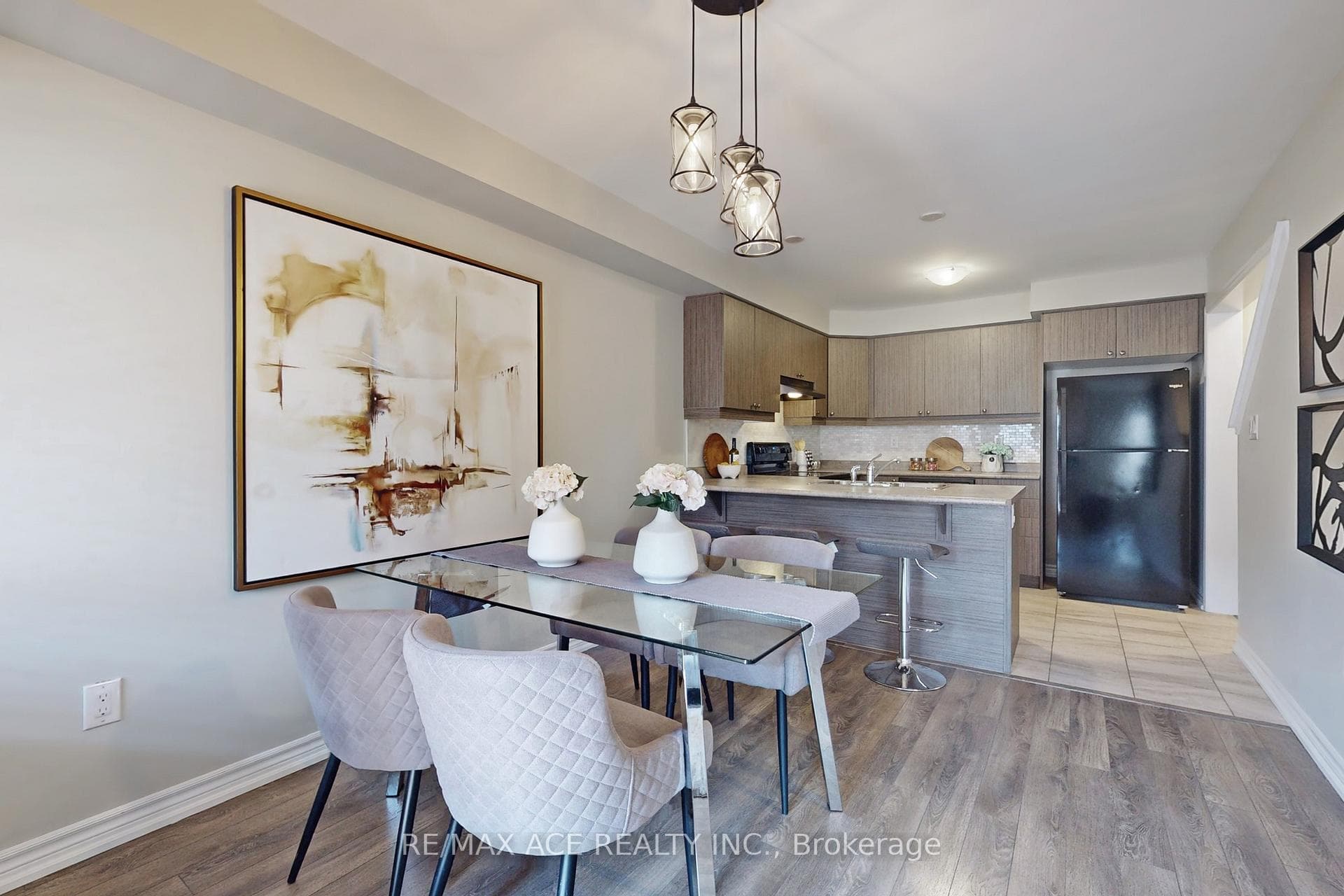 8 Goldeye Street photo 7