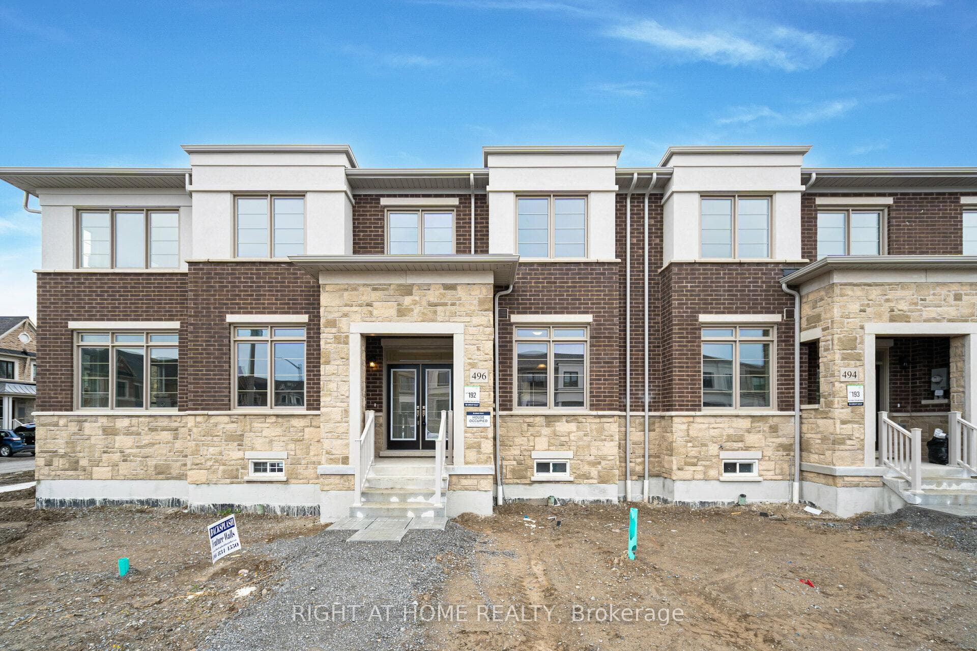 496 Twin Streams Road photo 2