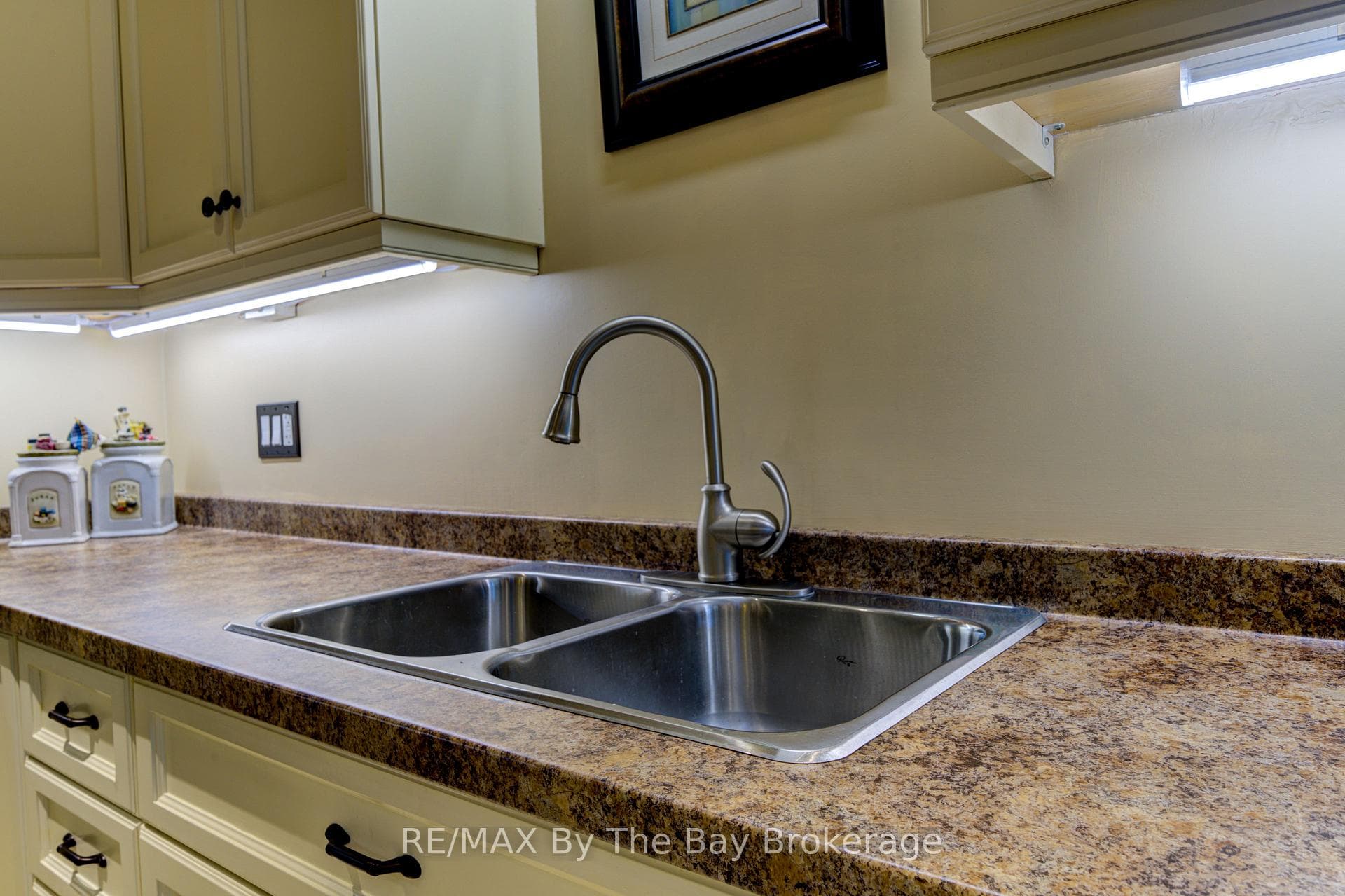 122 GREENWAY Drive photo 14