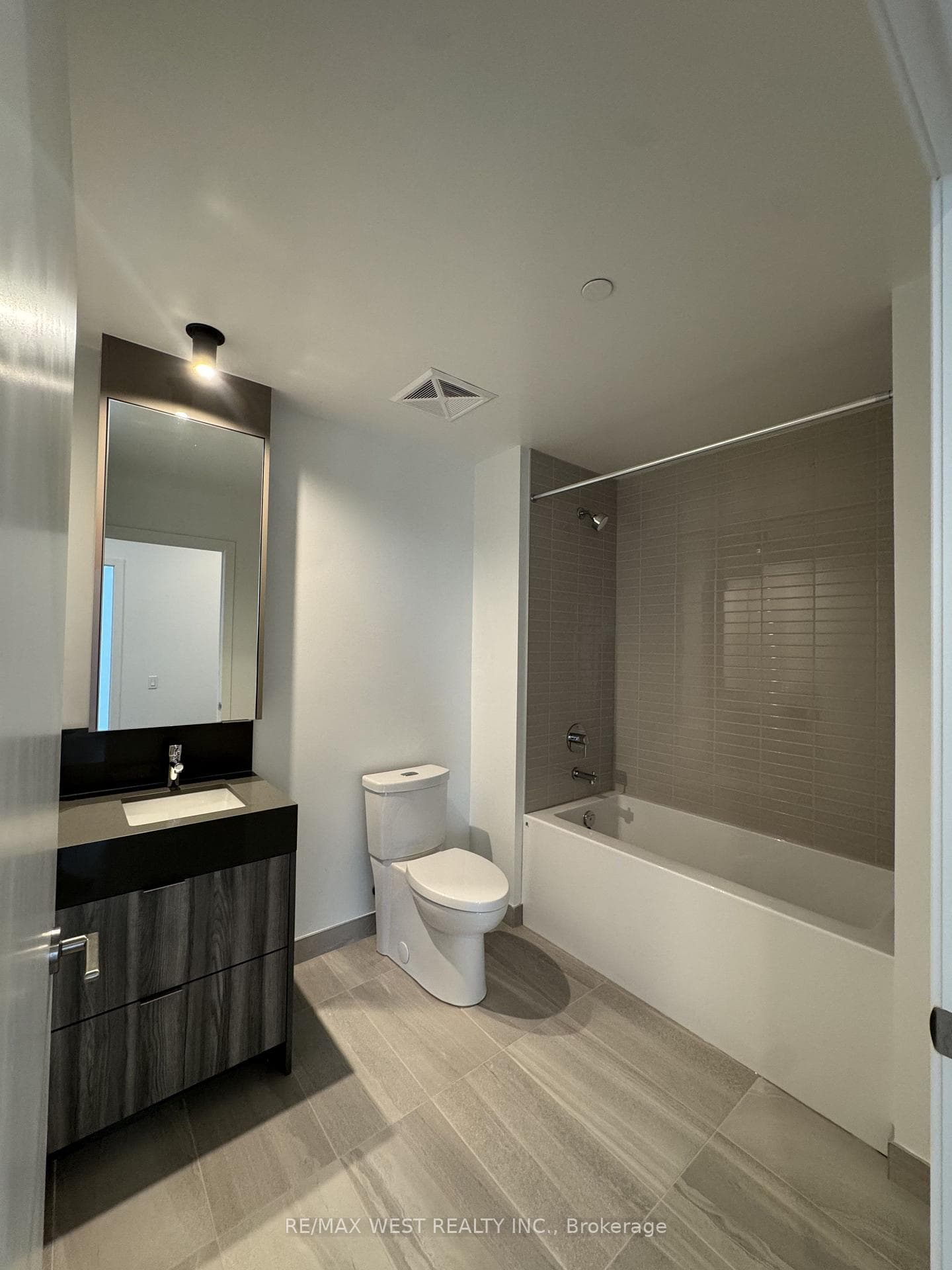 10 FLAVELLE Trail Unit 1301 photo 10