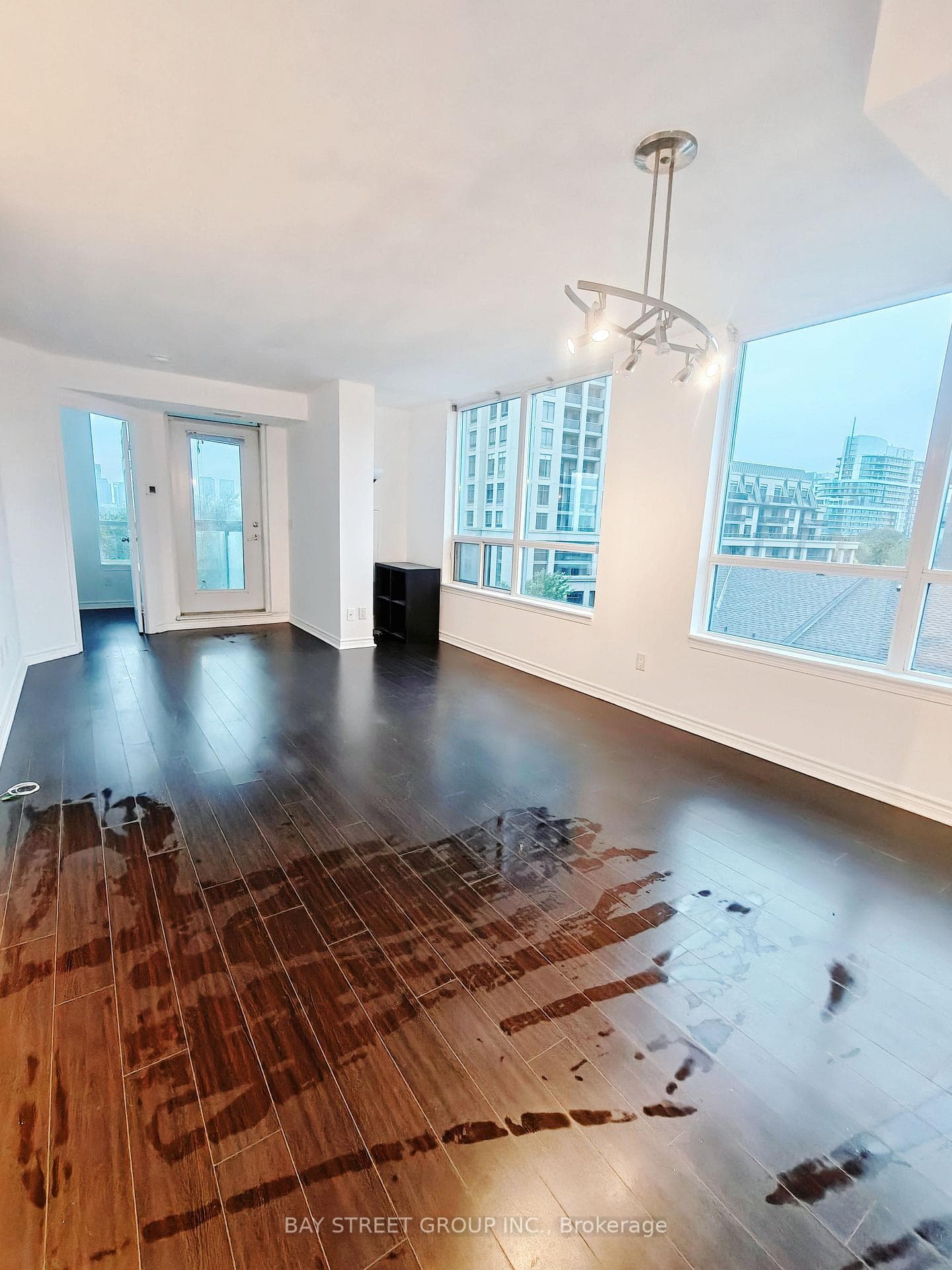 17 Barberry Place Unit 615 photo 2