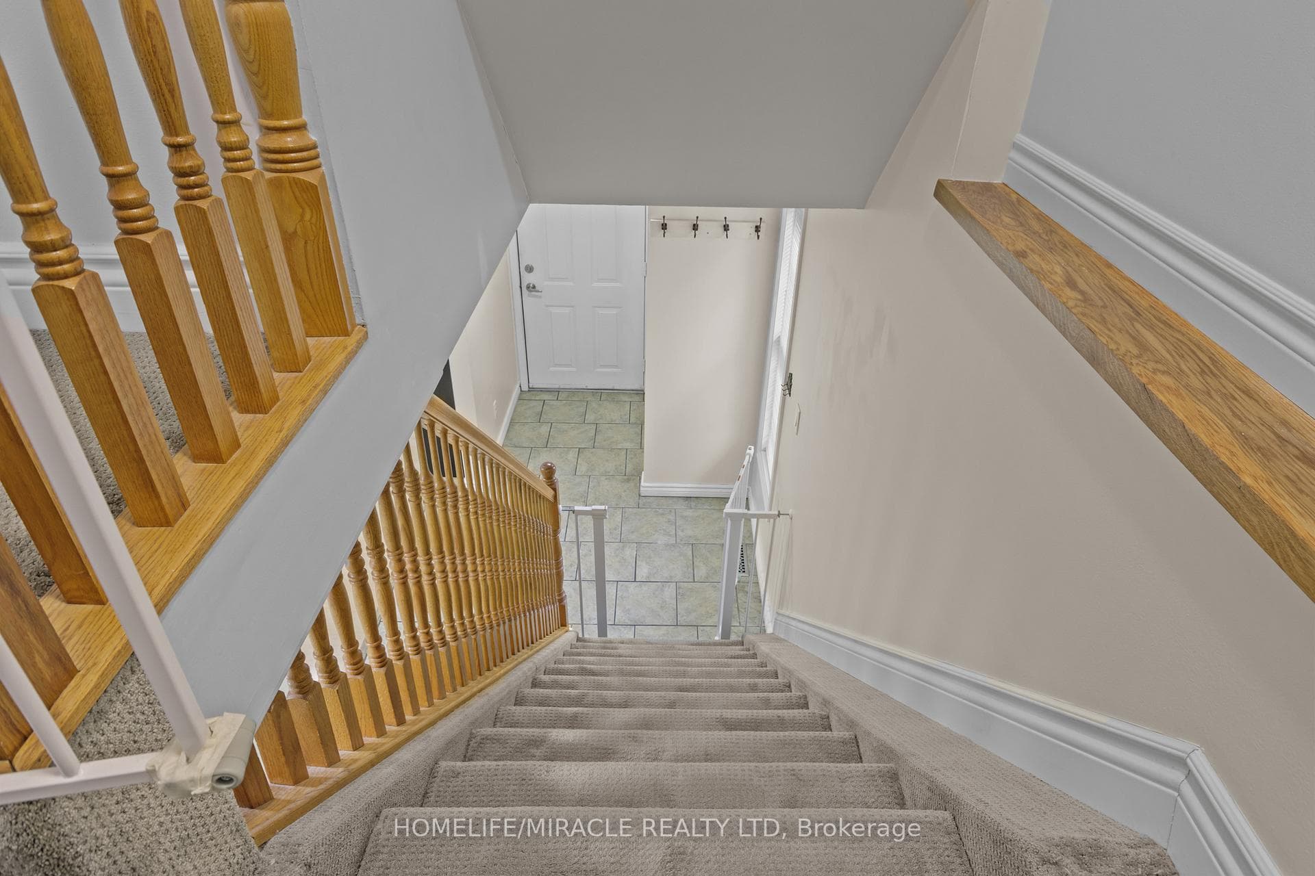 10 Balmoral Court photo 17