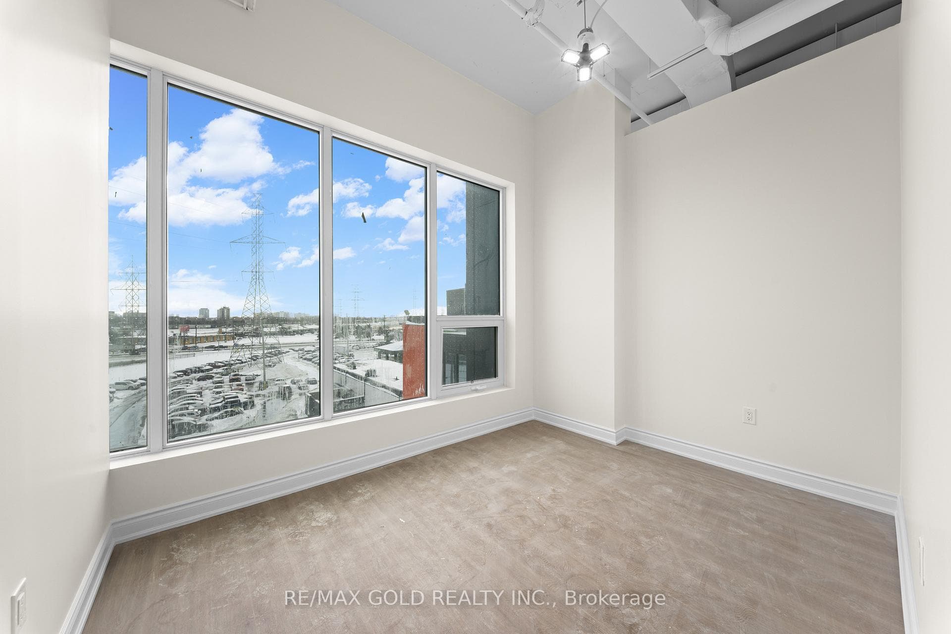 996 Martin Grove Road Unit 410 photo 16