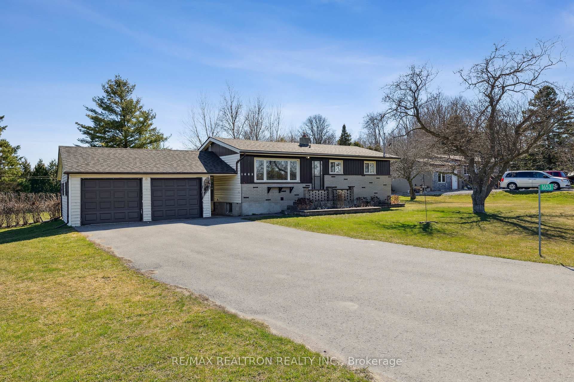 1653 Cedar Valley Road photo 3