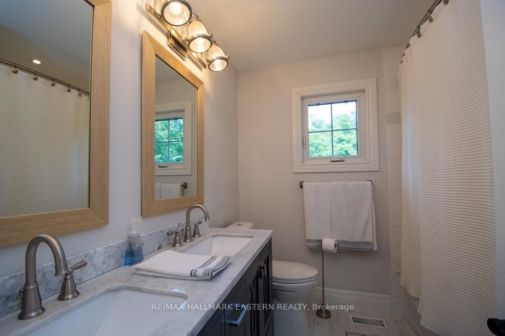 267 Edwina Drive photo 24