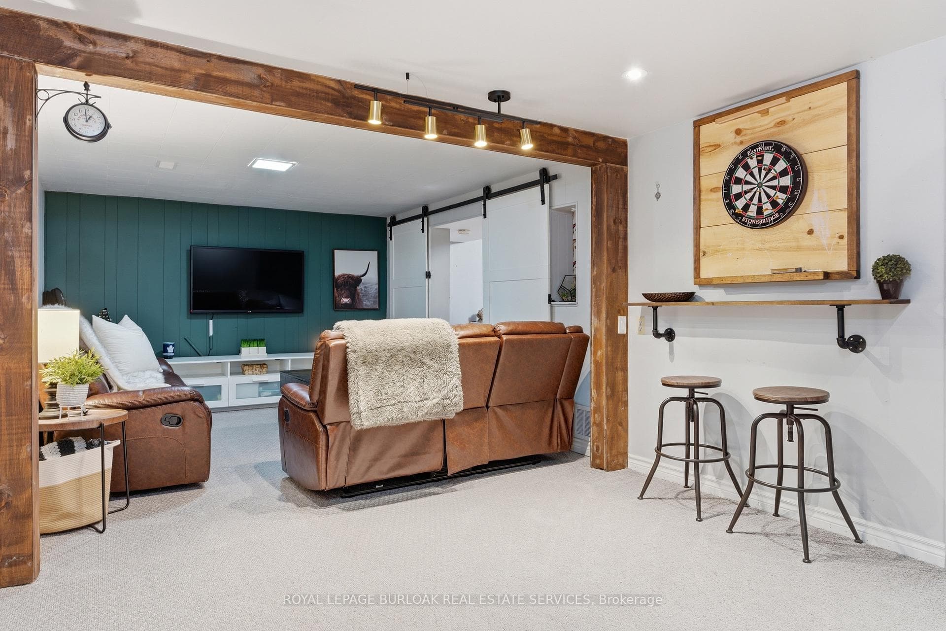 165 Tyler Avenue photo 36