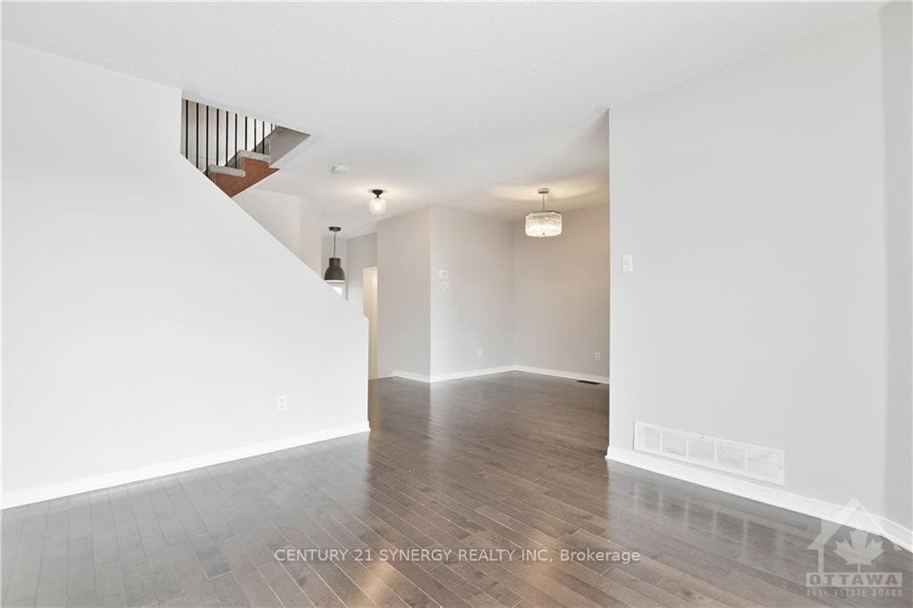 6134 ARBOURWOOD Drive photo 11